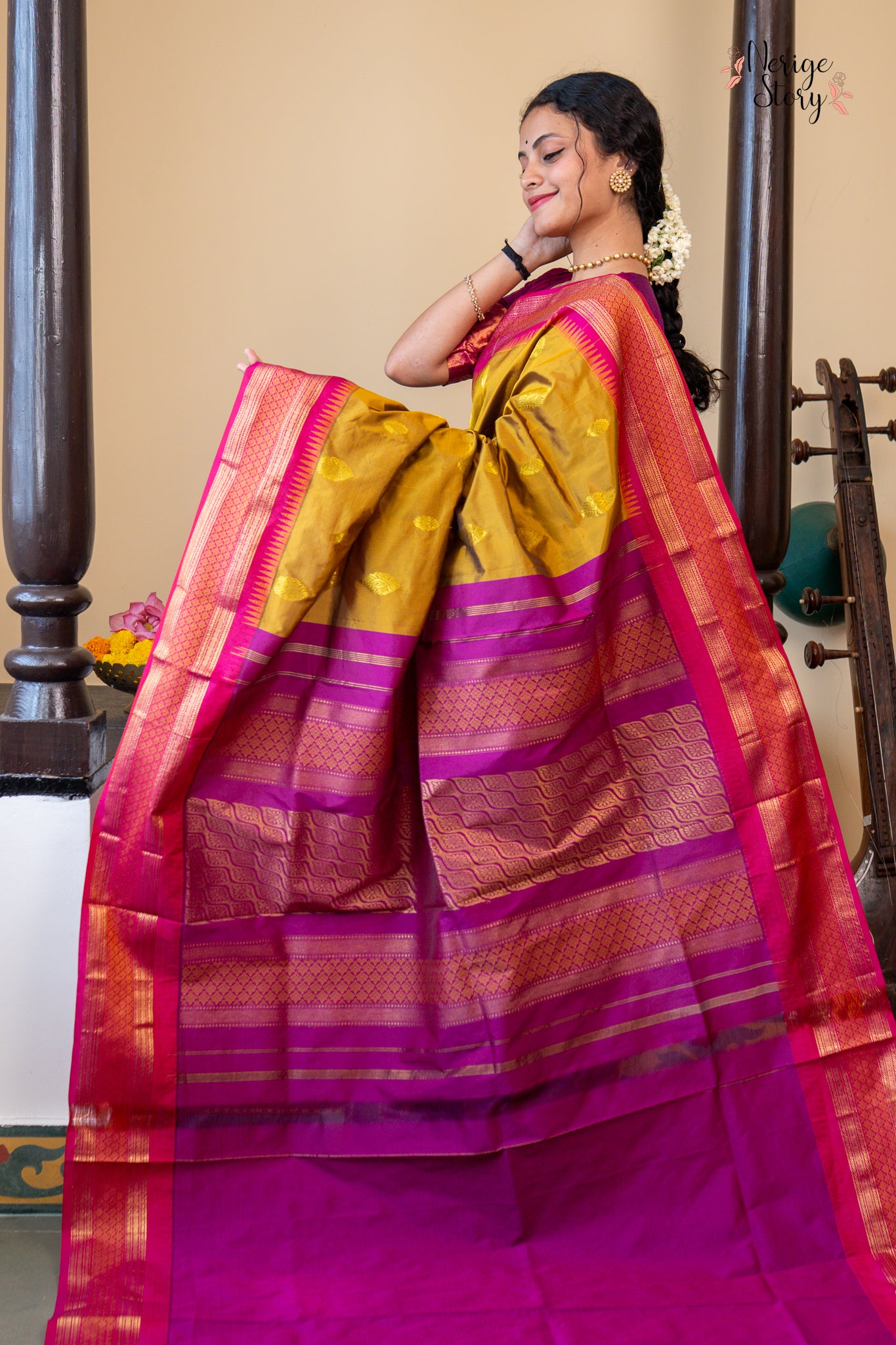 MRINMAYEE (ಮೃಣ್ಮಯೀ)