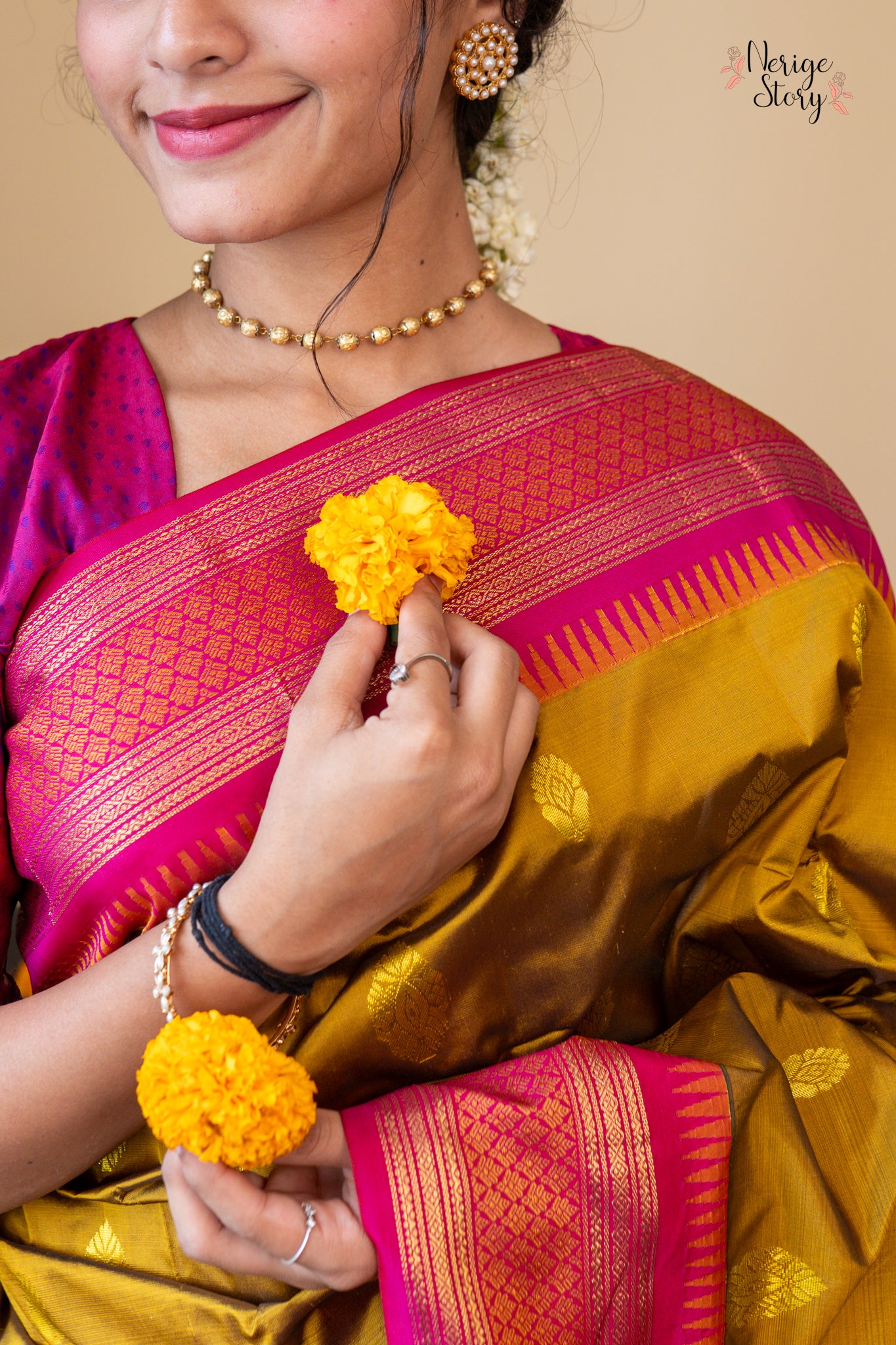 MRINMAYEE (ಮೃಣ್ಮಯೀ)