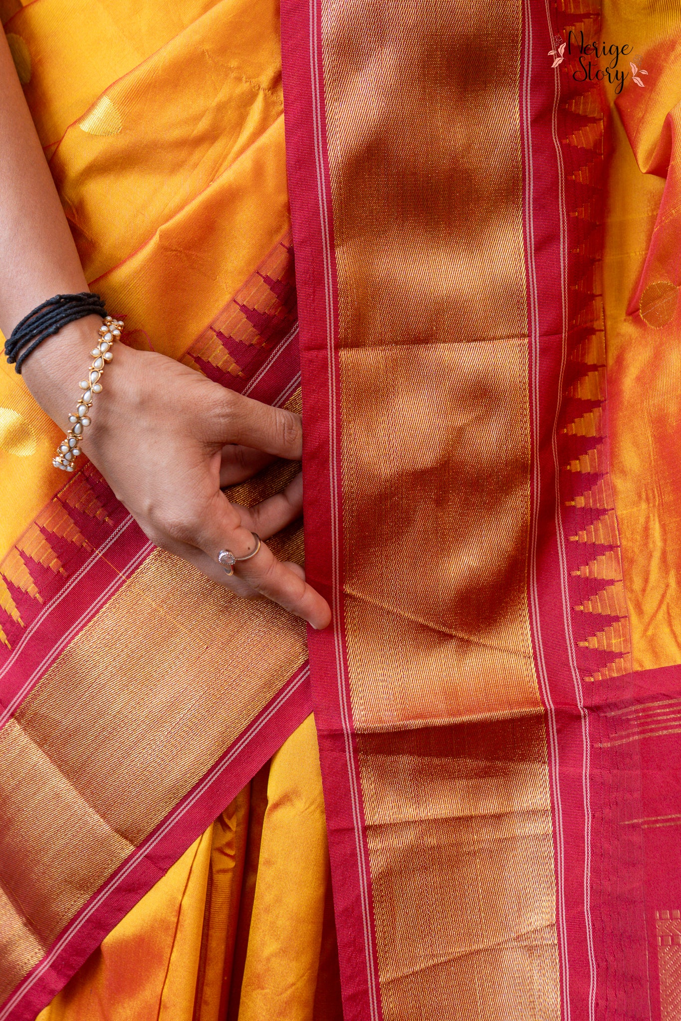 NAINIKA (ನೈನಿಕಾ)