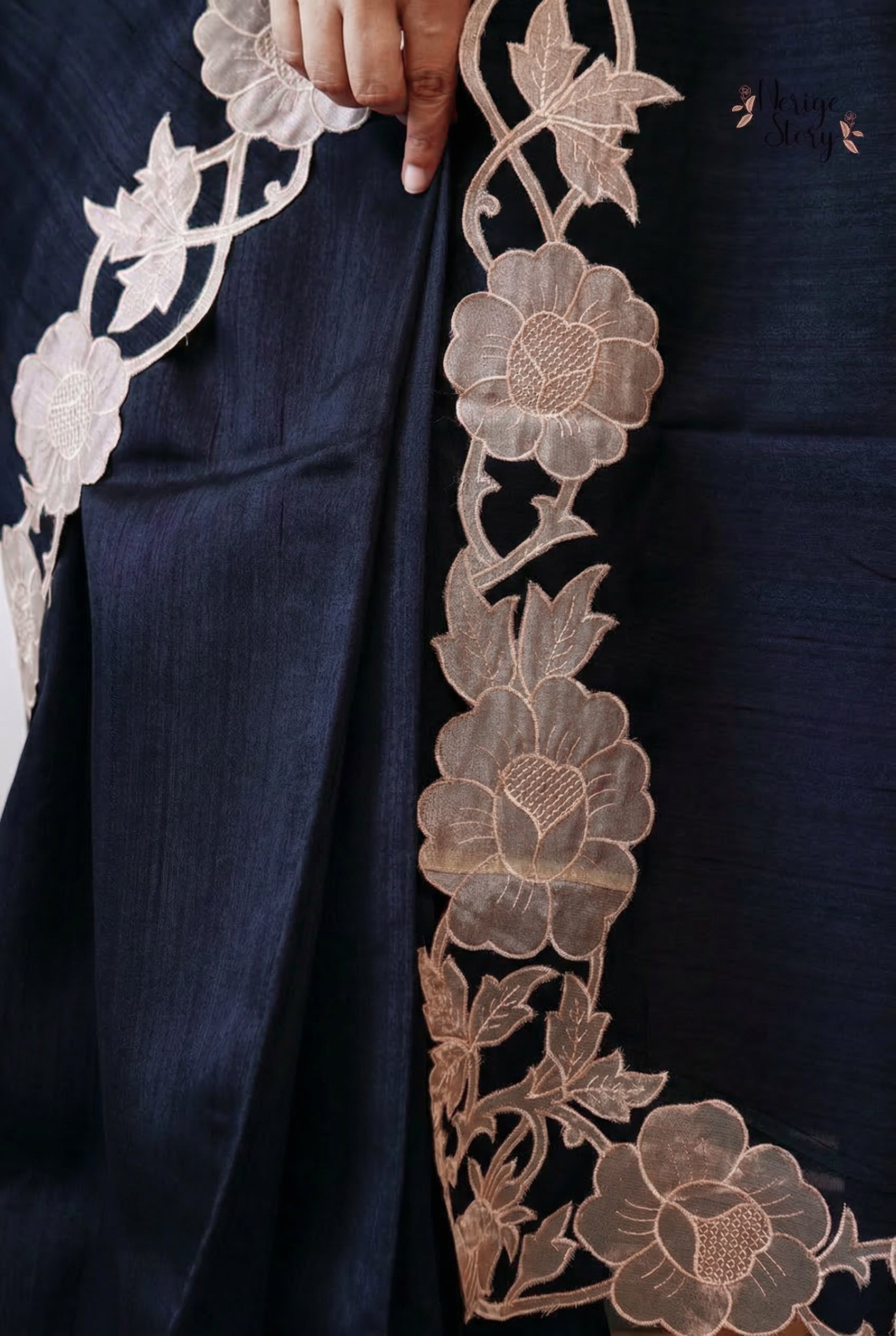 PUSHKARI (पुष्करी)