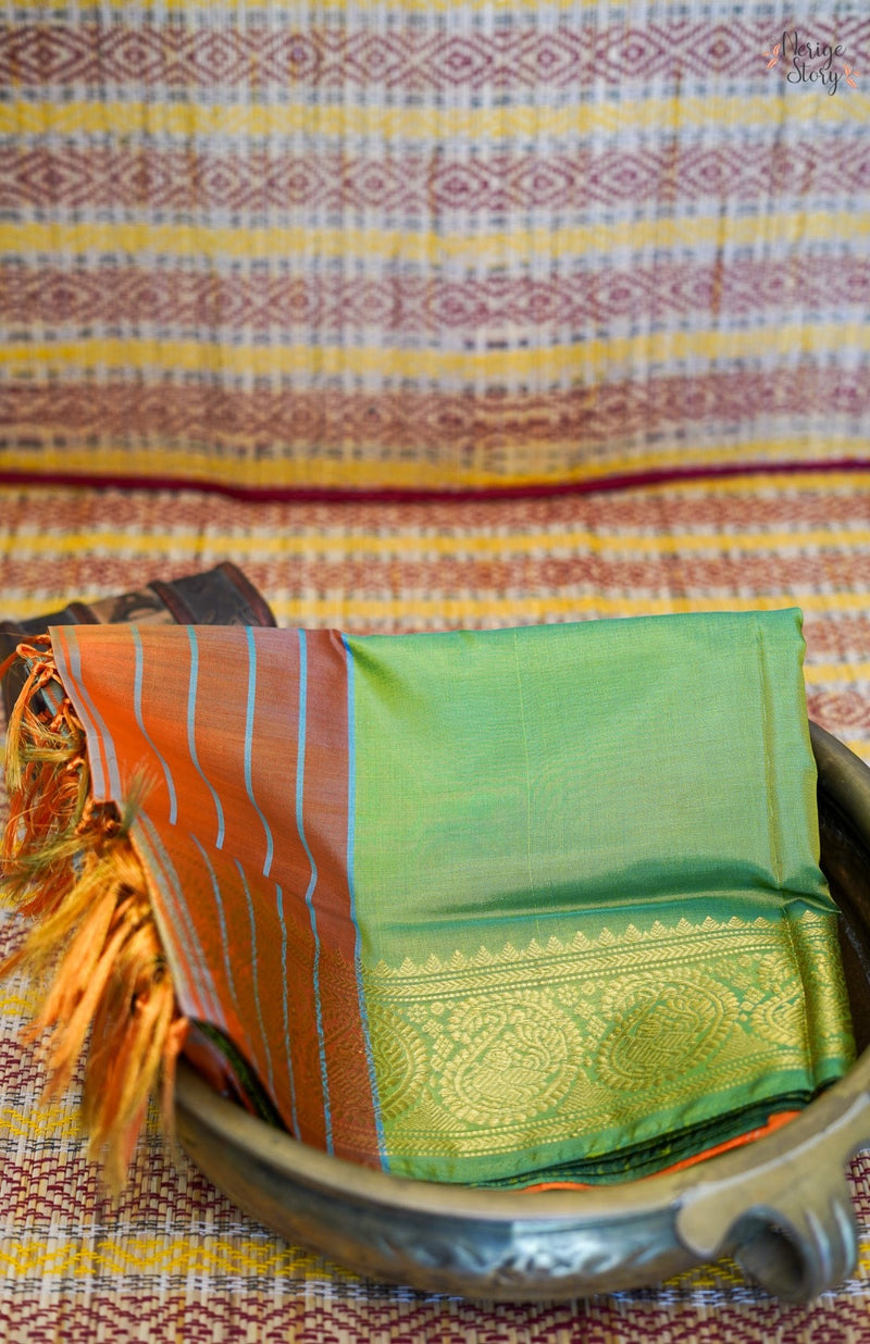 MOHAKA (ಮೋಹಕ)