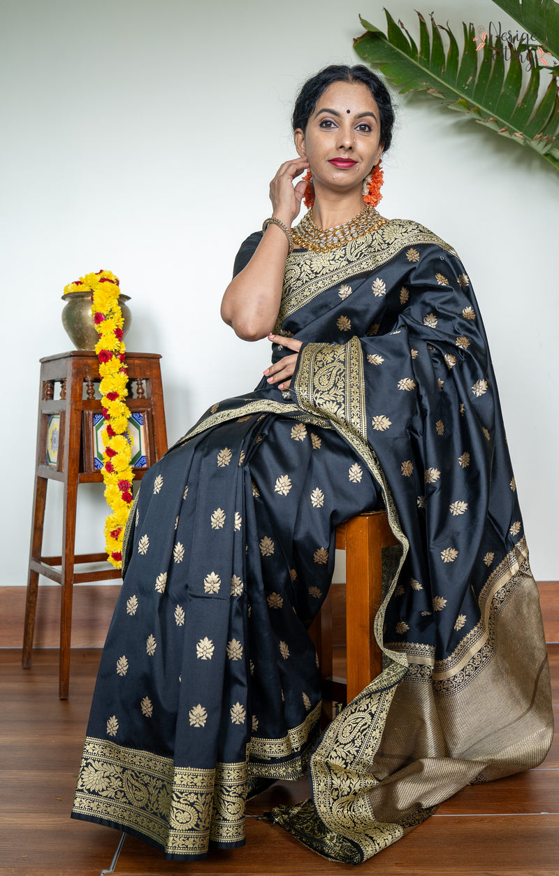 ANISHA (अनीषा)