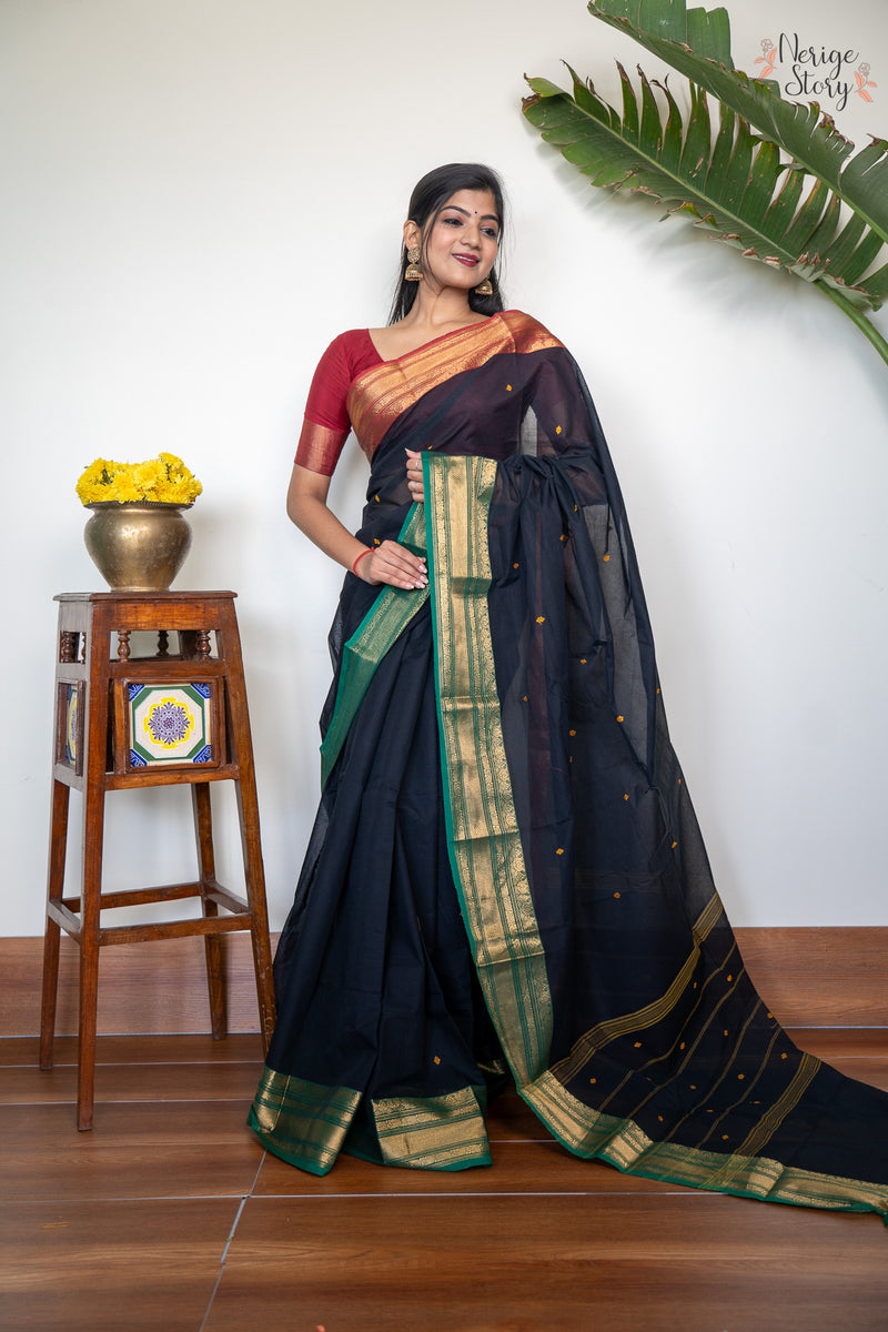 SANDHIYA (சந்தியா)