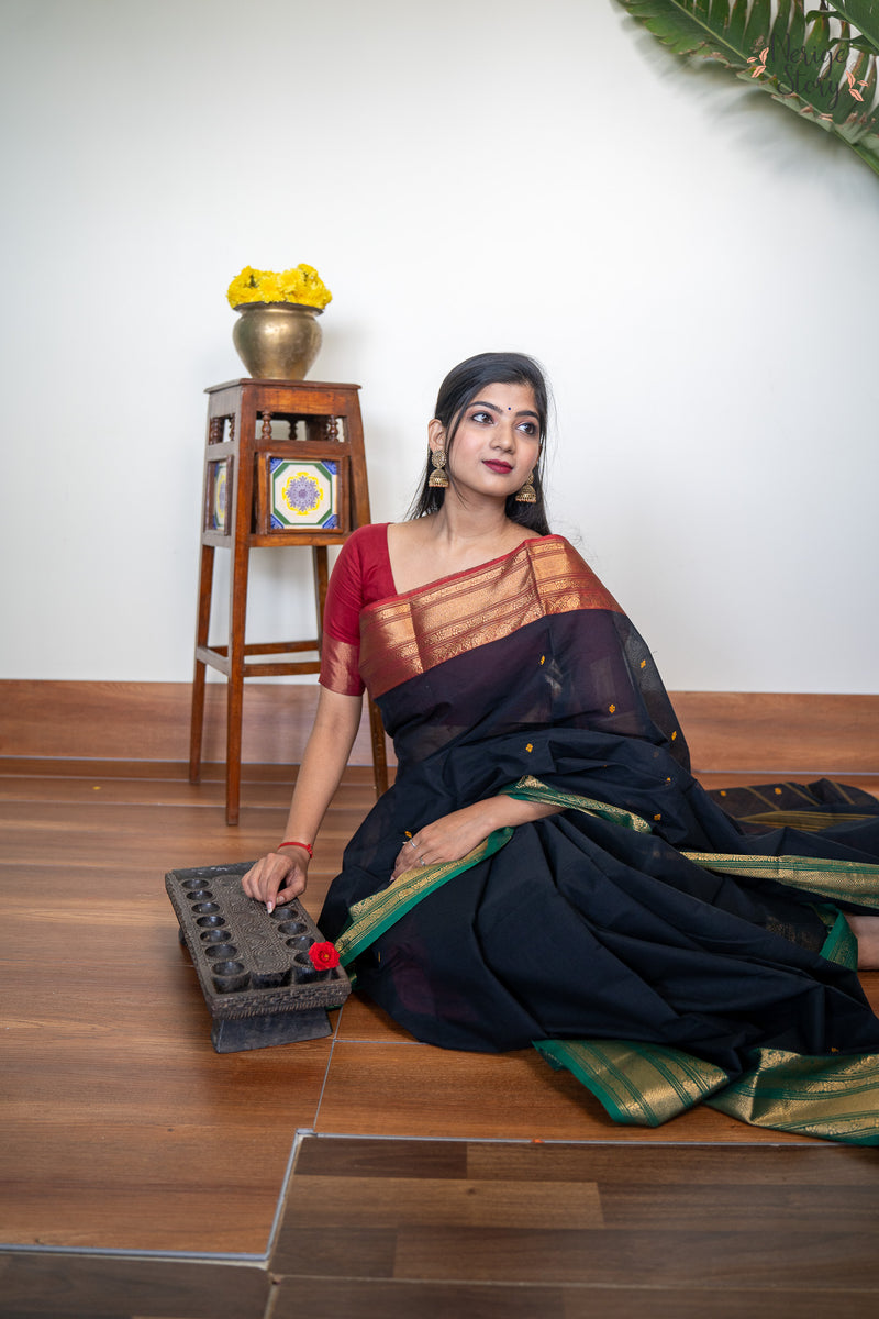 SANDHIYA (சந்தியா)