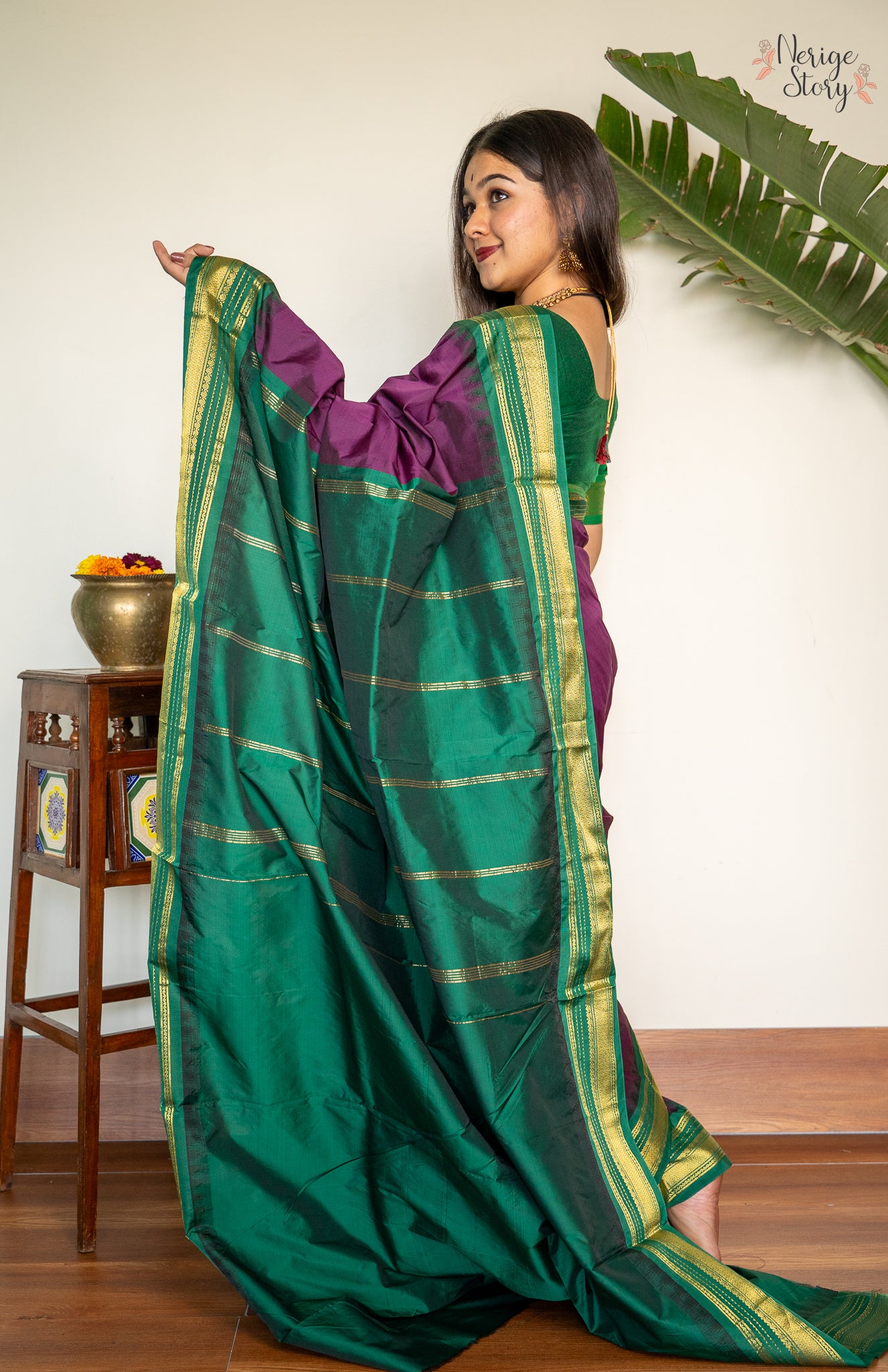 ANAYSHA (అనయ్ష)