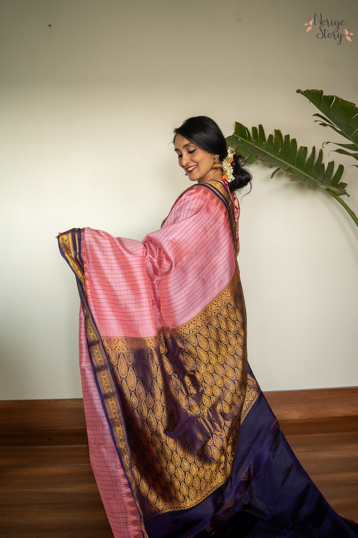 NEELAMANI (ನೀಲಮಣಿ)