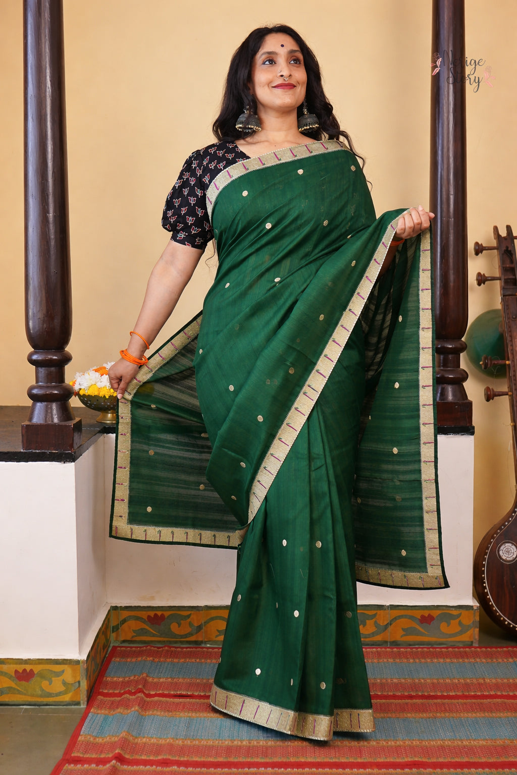 ARUNI (अरुणी)