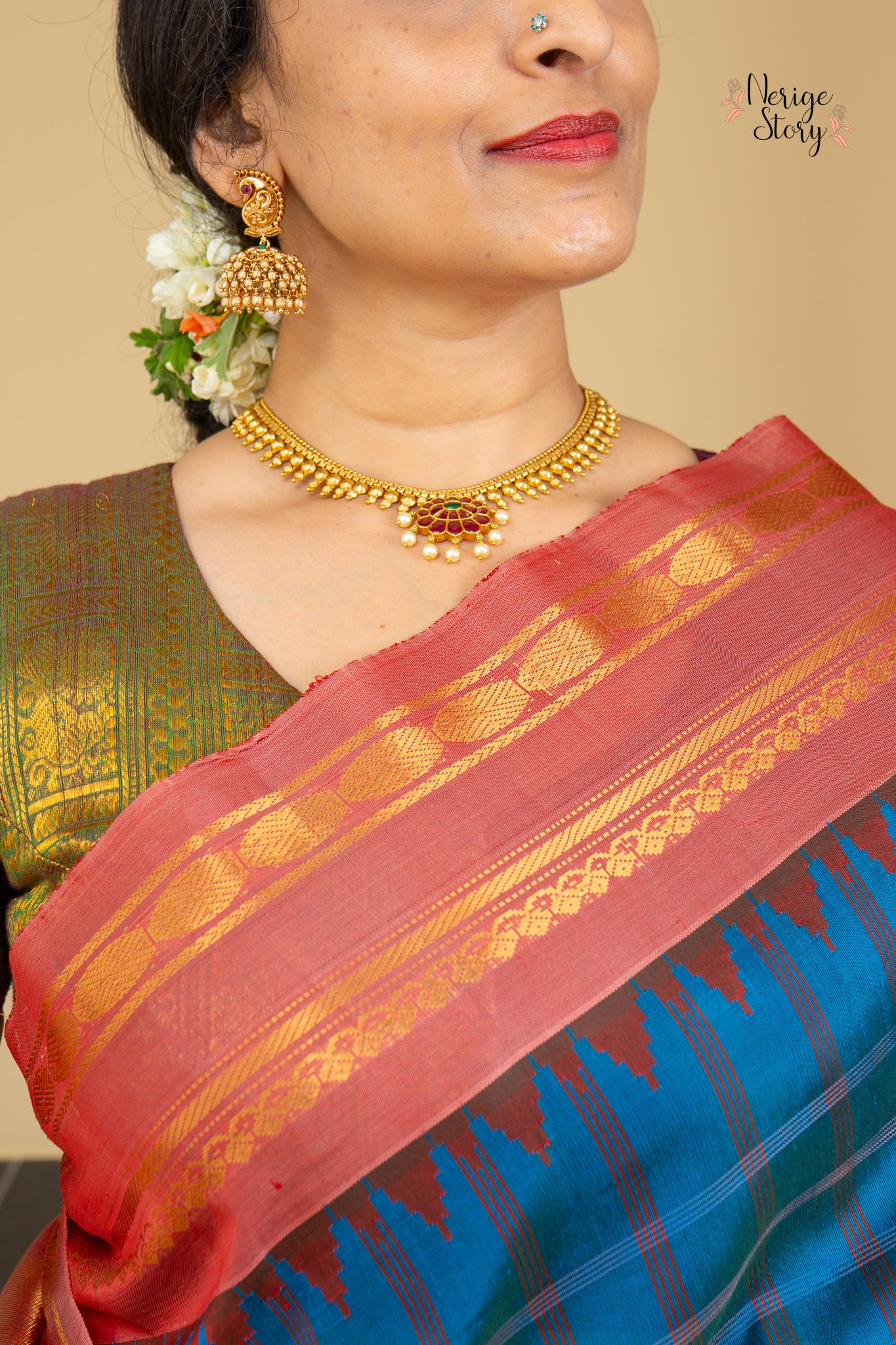 DAYARUPINI (దయారూపిణి)