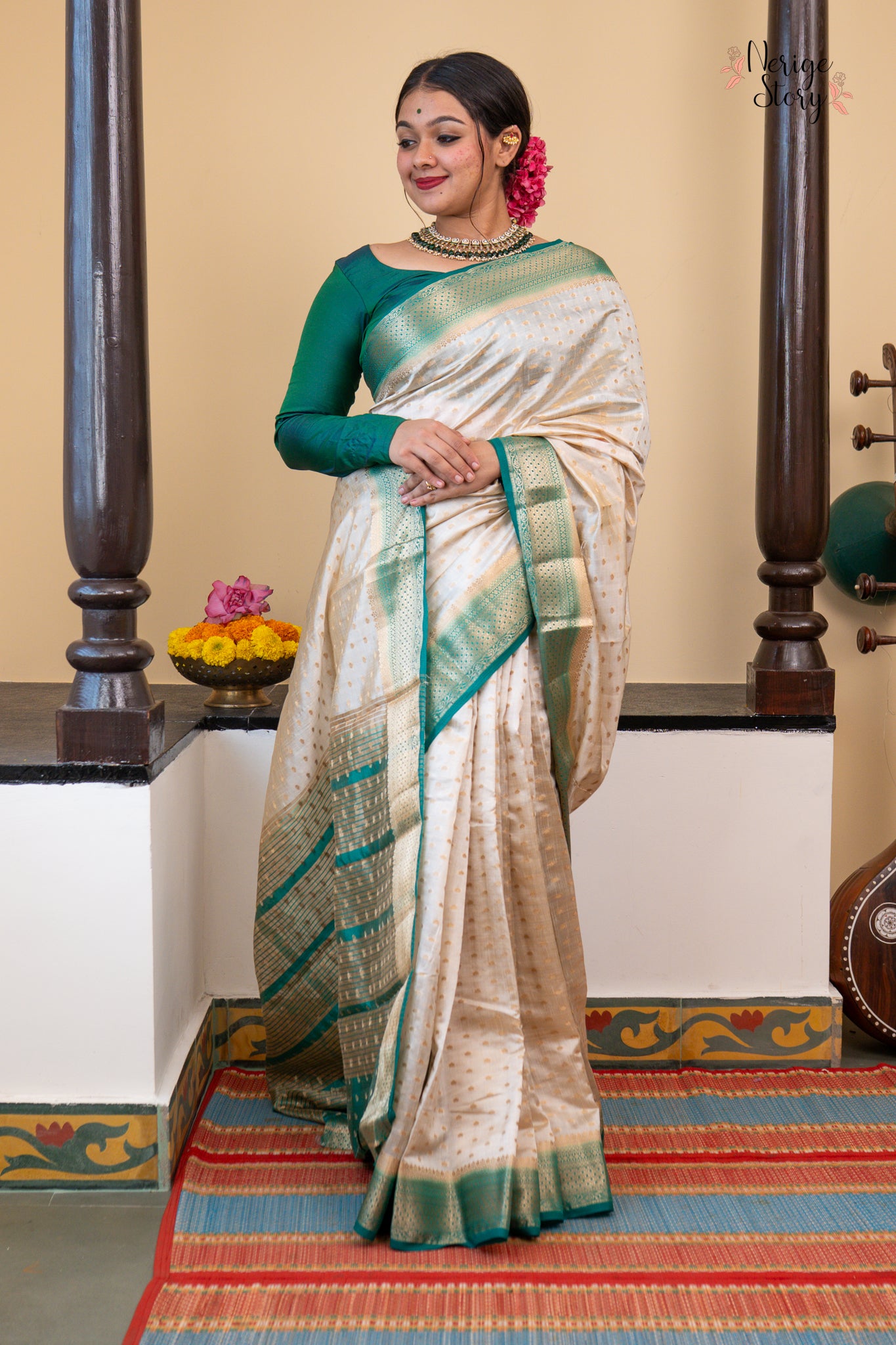 YAMIKA (यामिका)