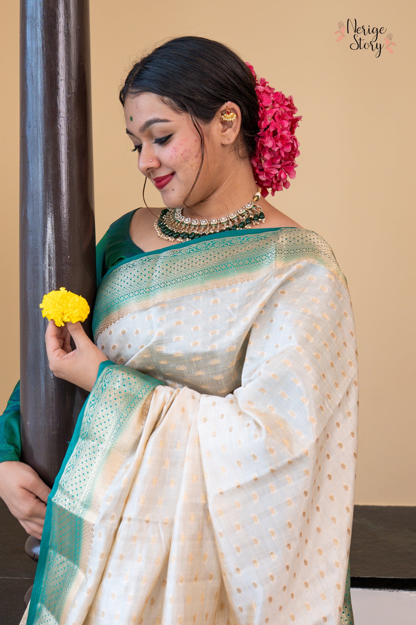 YAMIKA (यामिका)