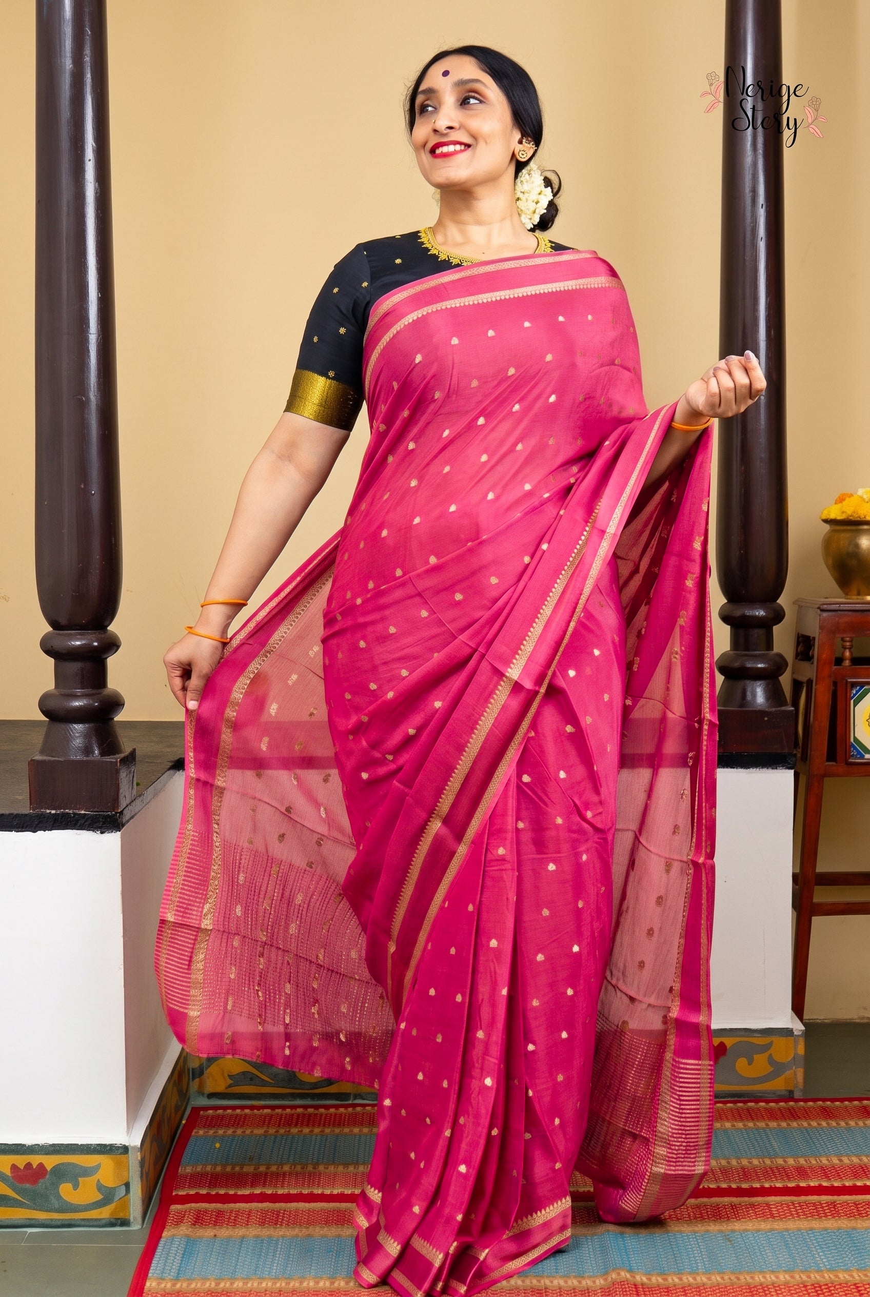 TANEESHA (தனீஷா)