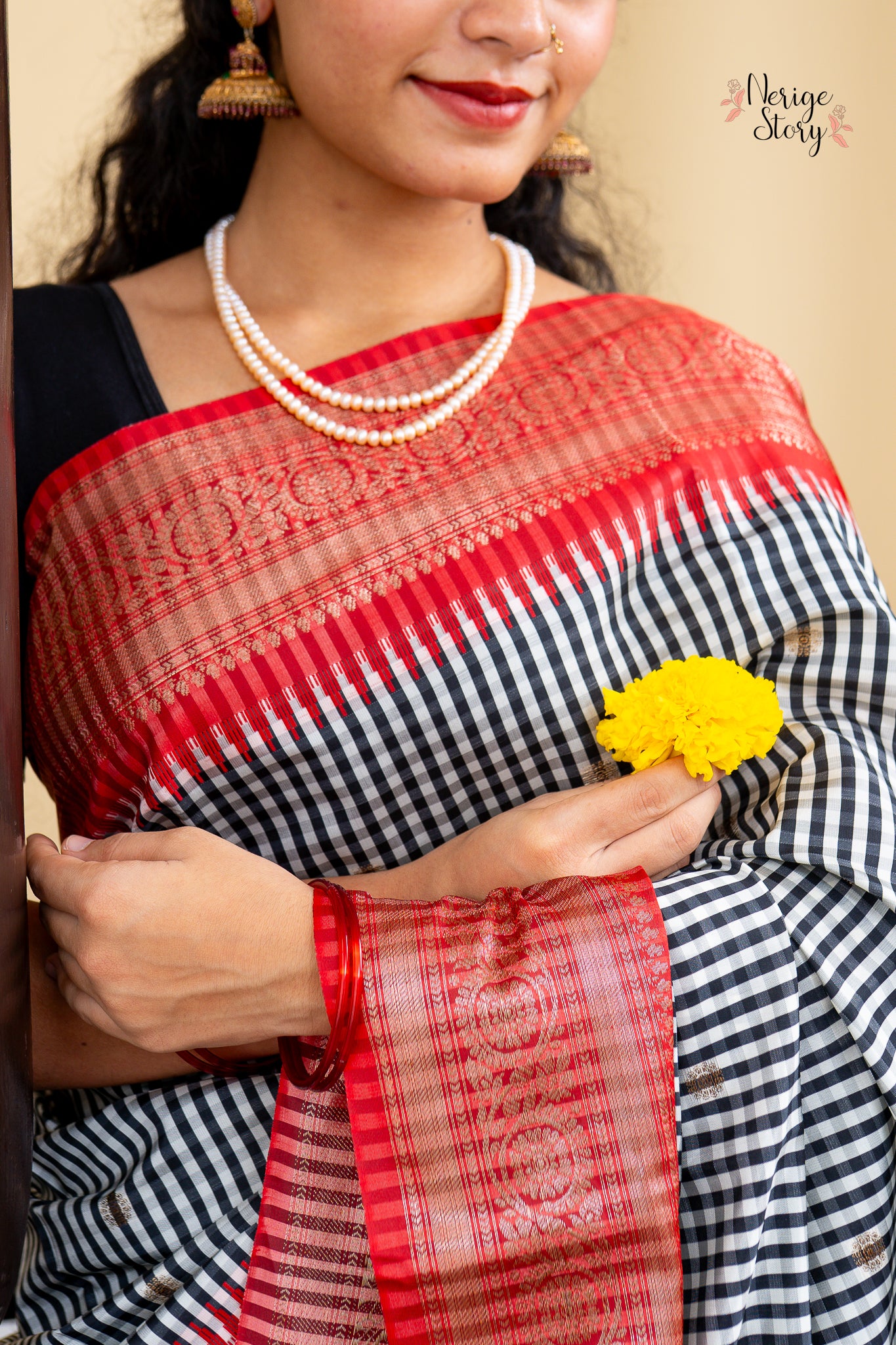 KASHMIRADEVI (कश्मीरादेवी)