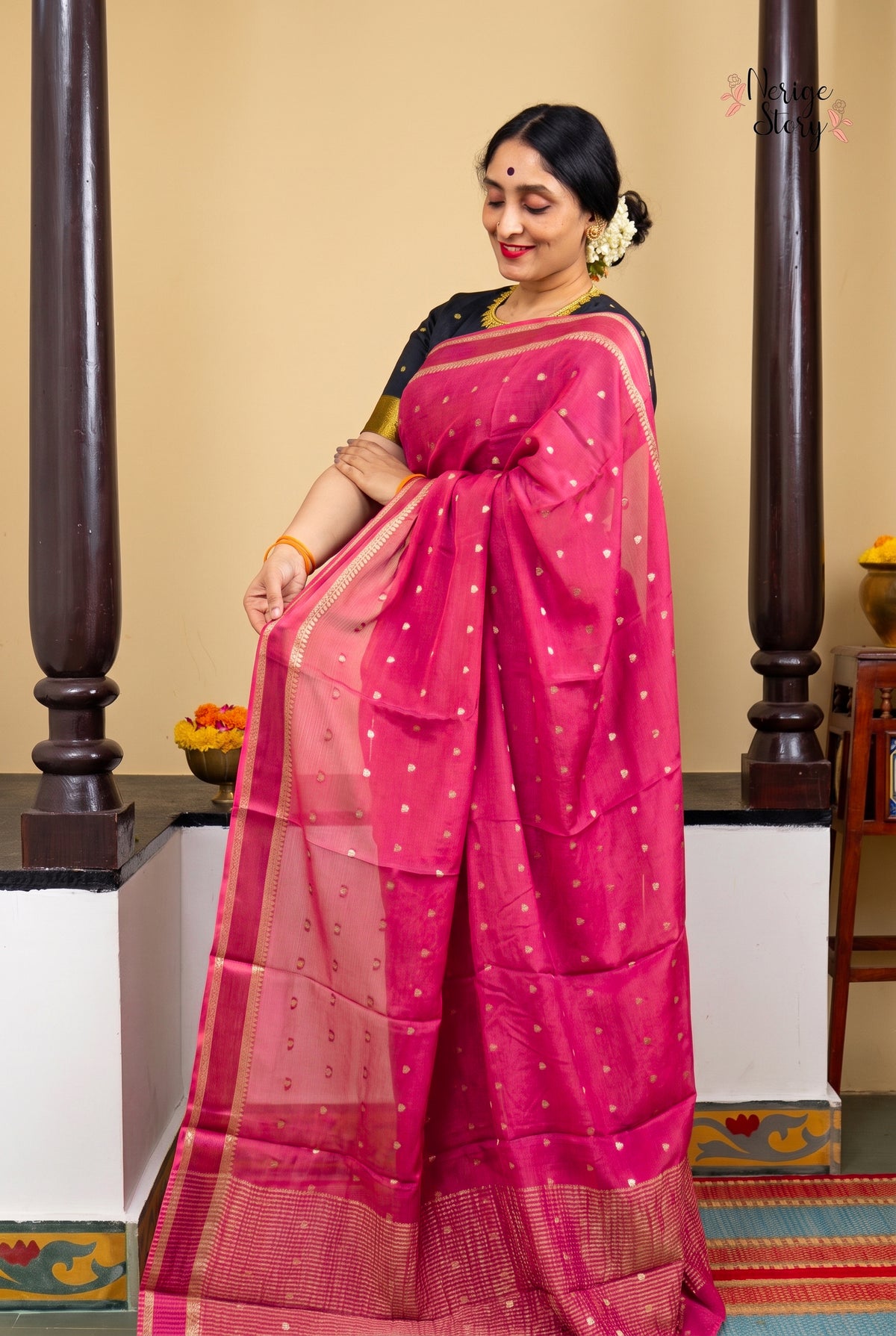 TANEESHA (தனீஷா)