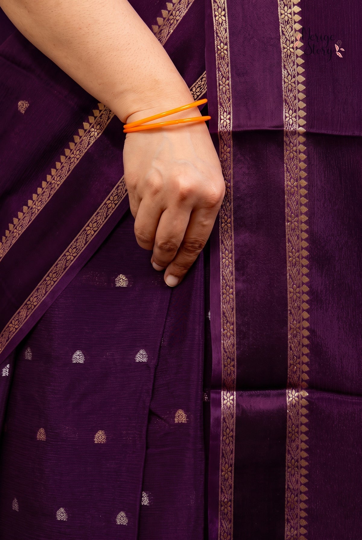 NAVIKA (நவிகா)