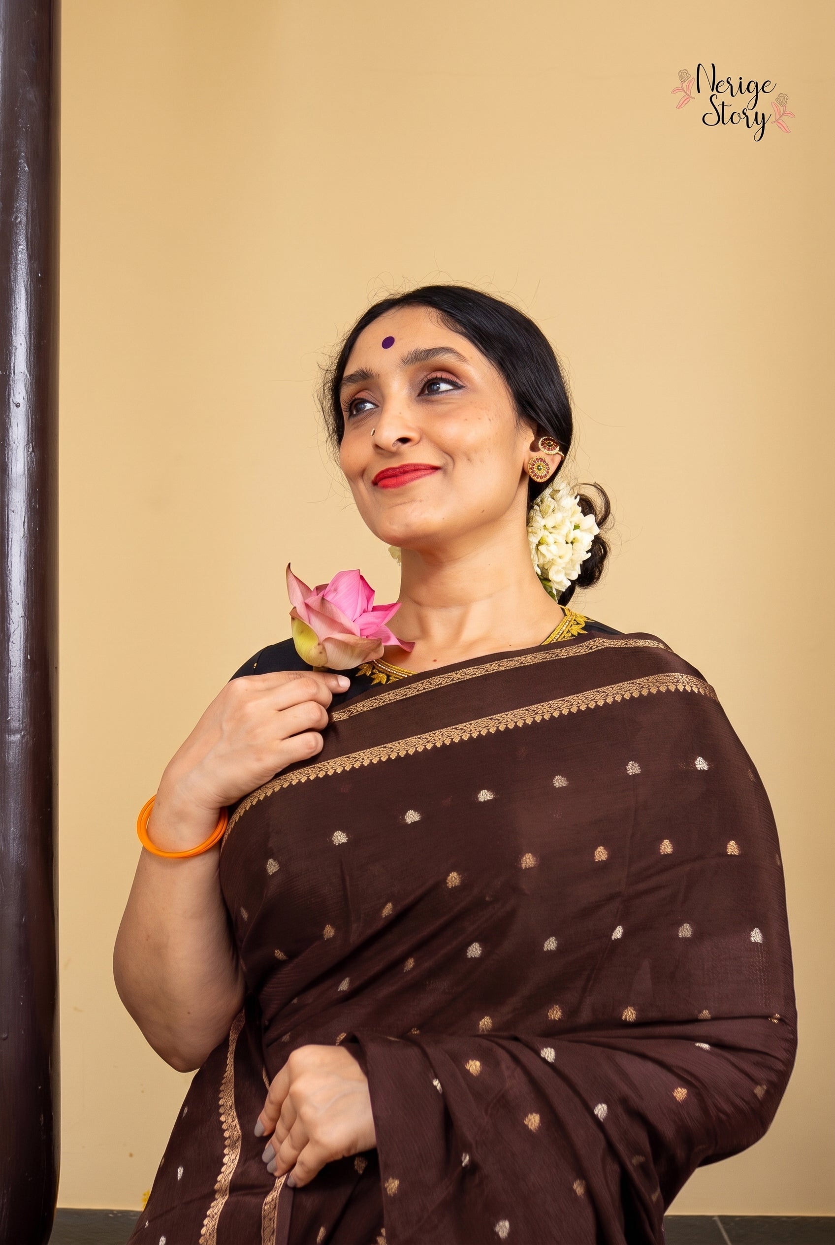 MIHIRA (மிஹிரா)