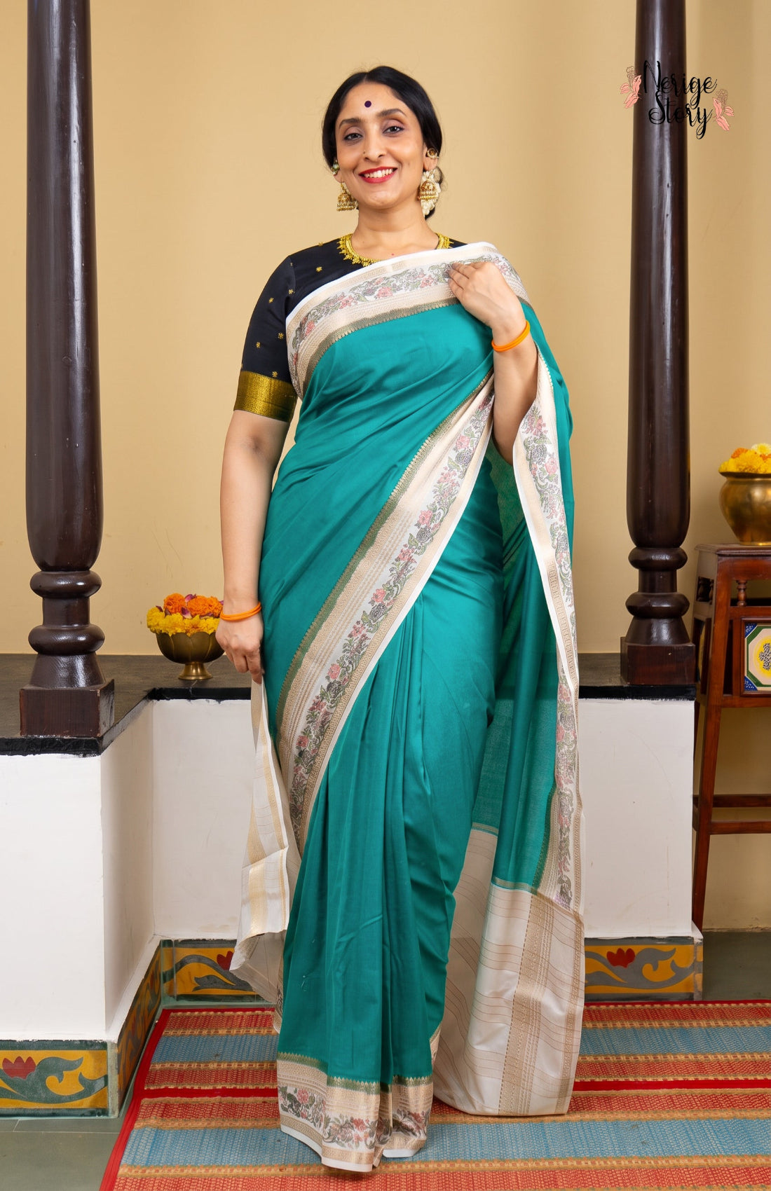 MOONIKA (मूनिका)