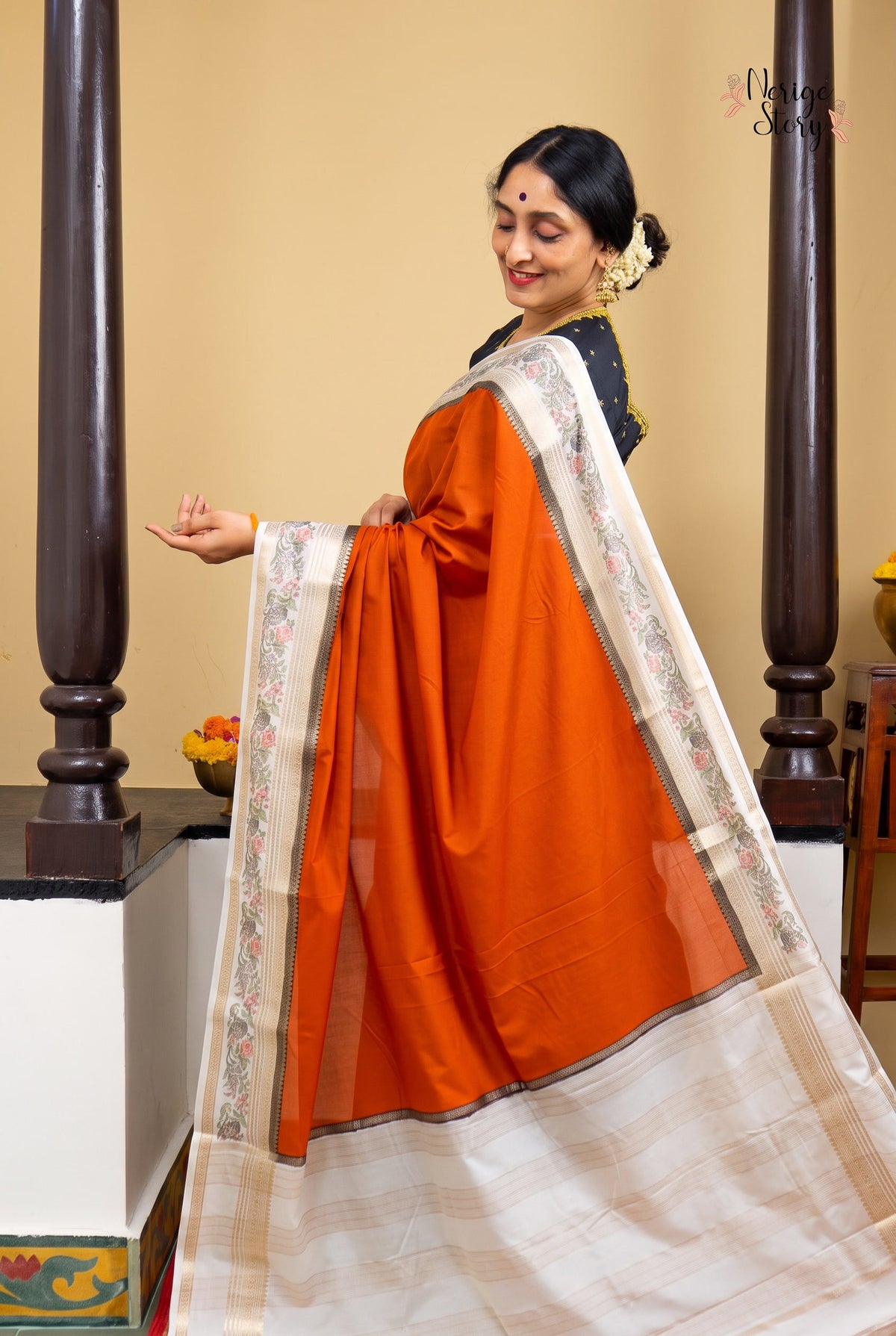 AHAANA (आहाना)