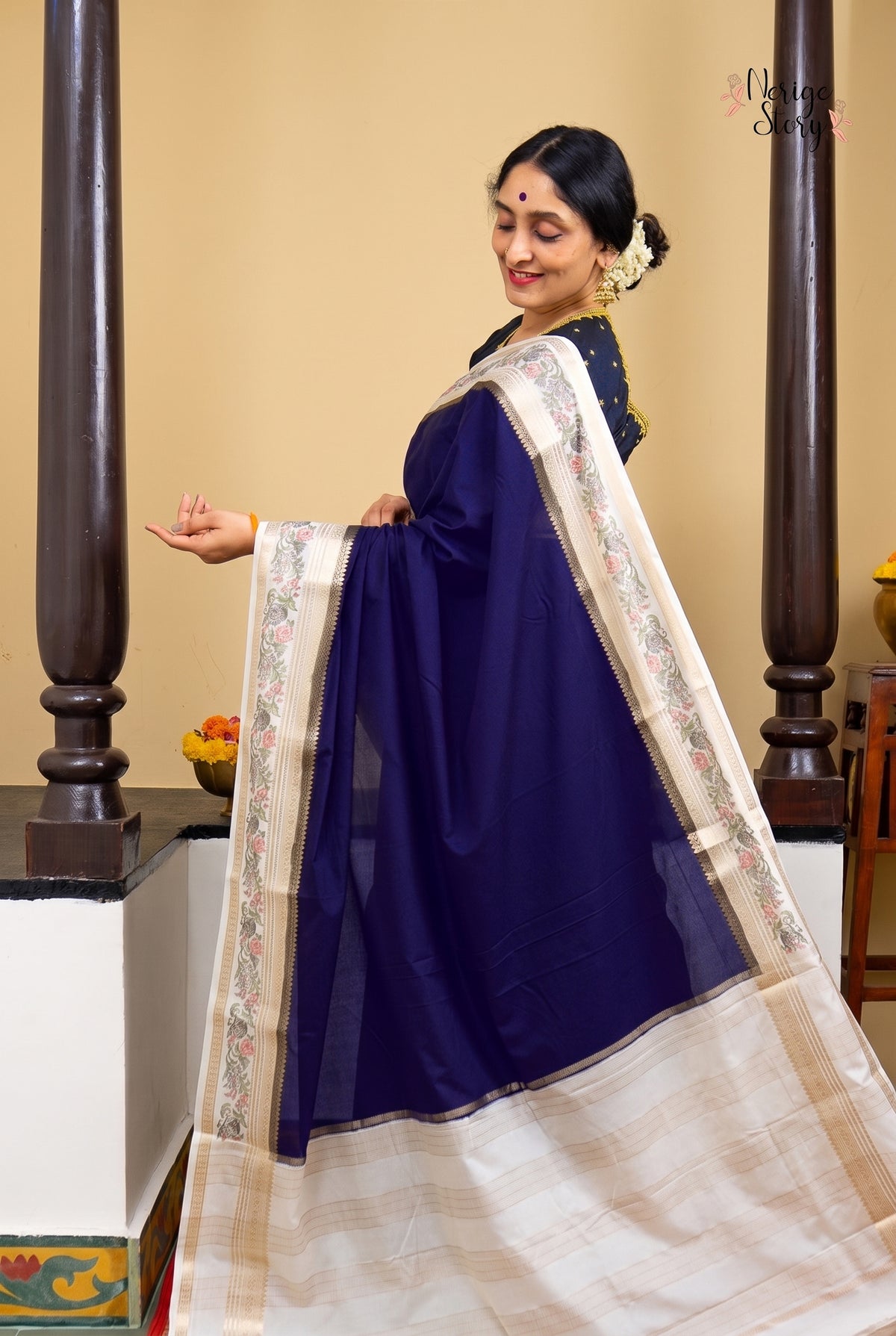 DAKSHINA (दक्षिणा)