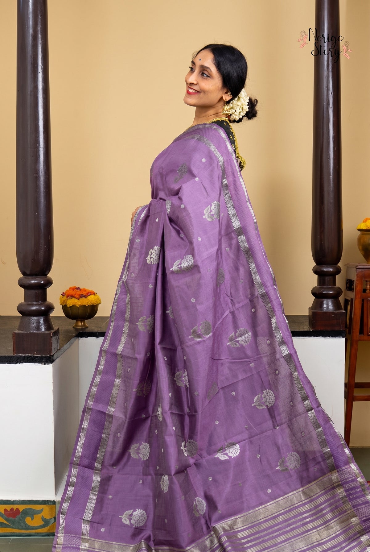 MEGHAVARNI (मेघवर्णी)