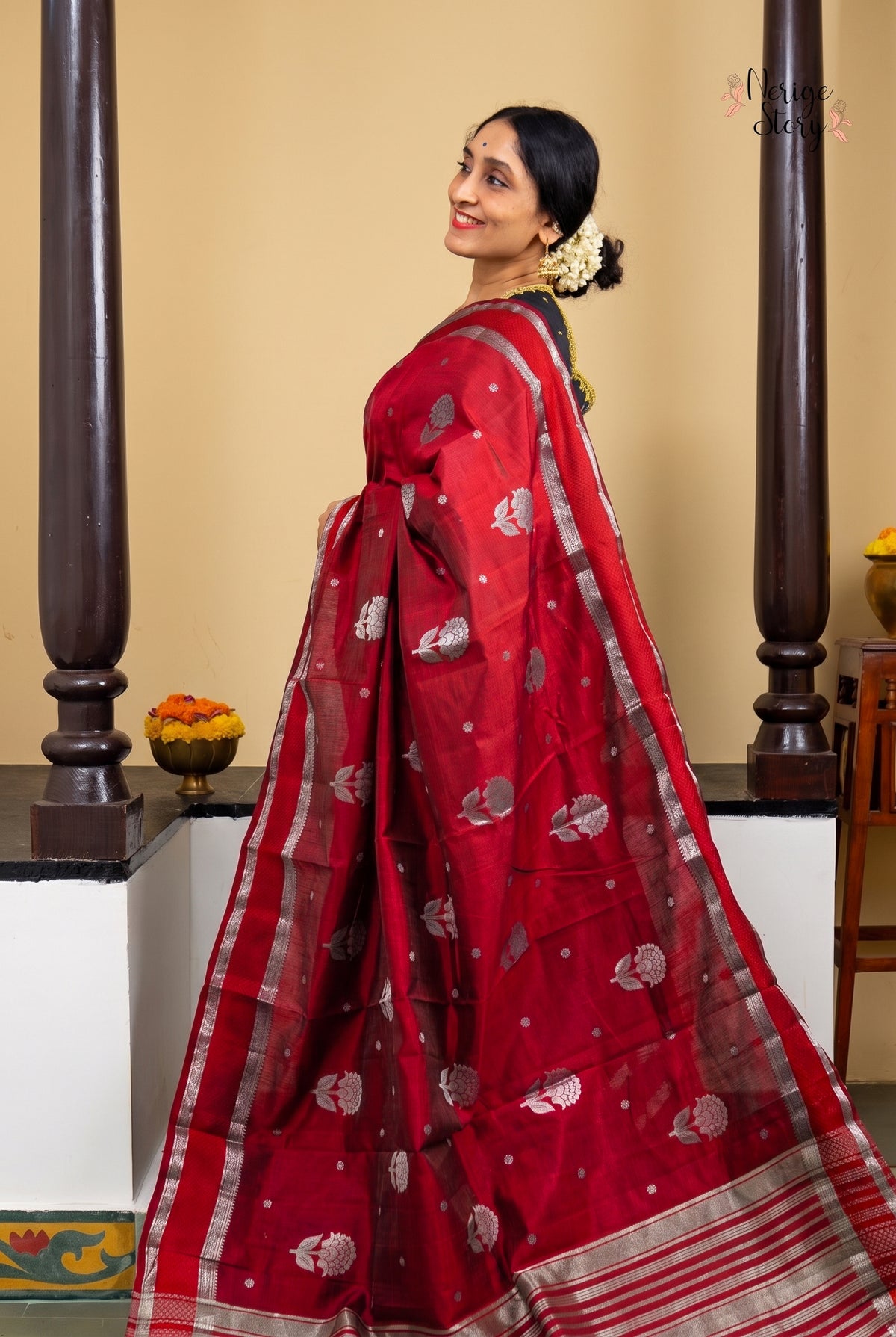 MIRA (मीरा)