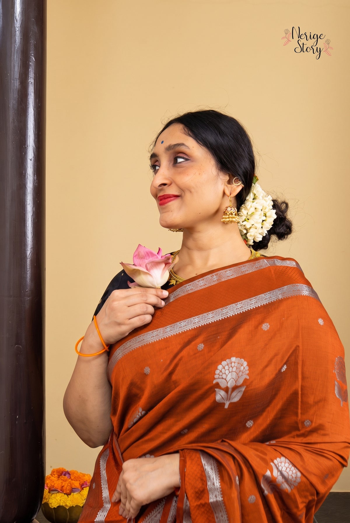 MISHTI (मिष्टी)