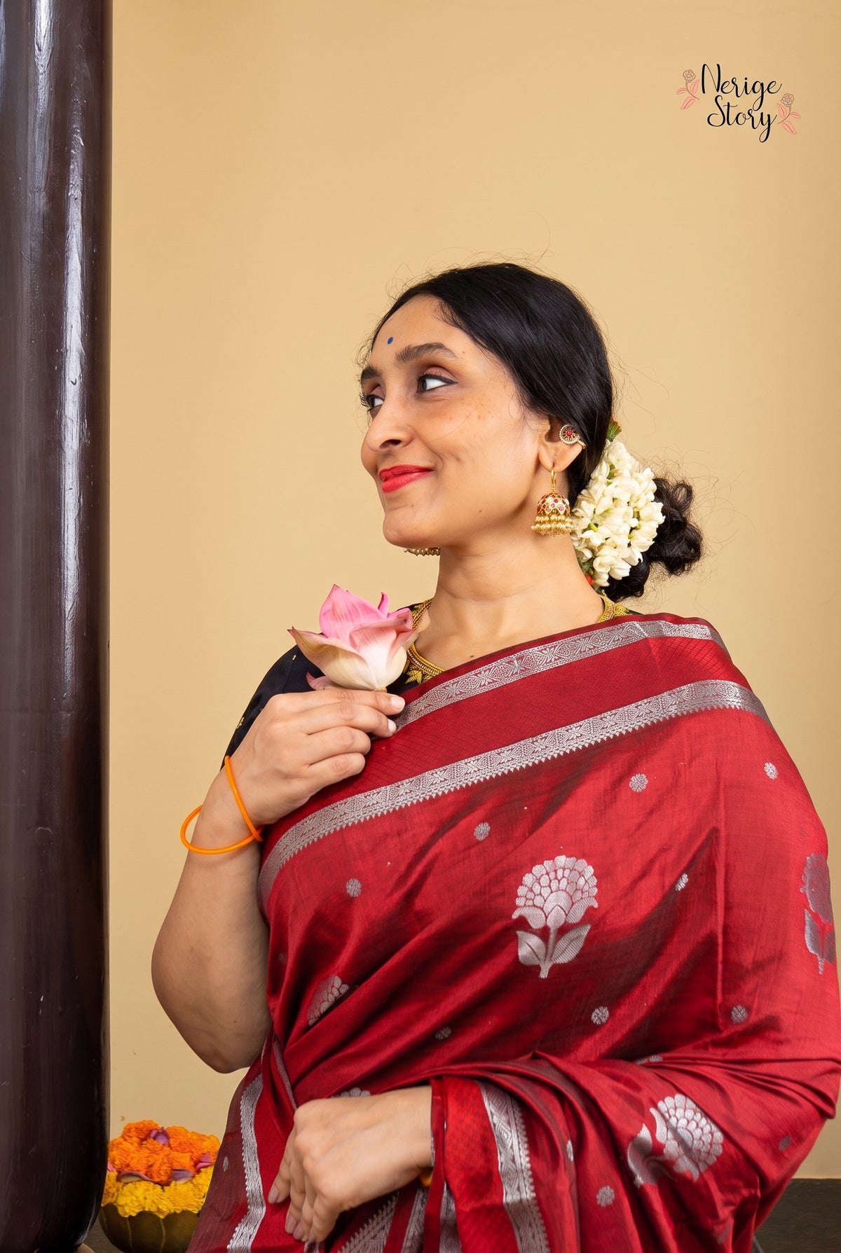 MIRA (मीरा)