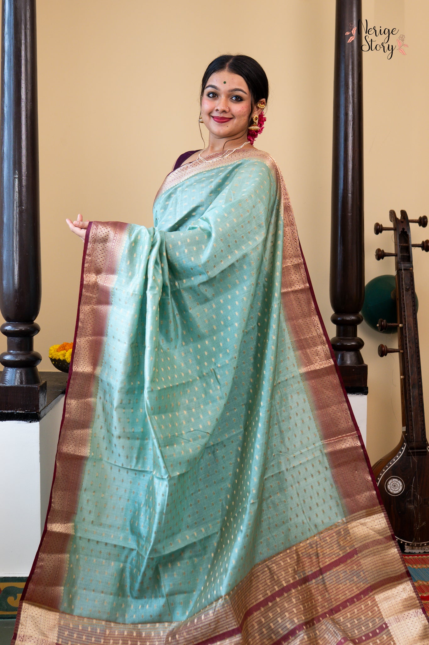 NAINIKA (नैनिका)