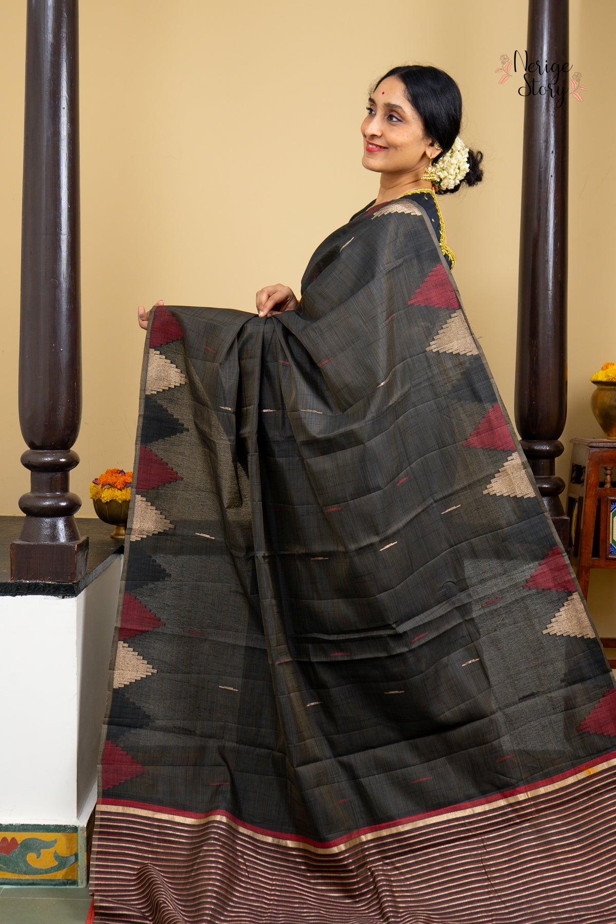 PAVANI (ಪಾವನಿ)