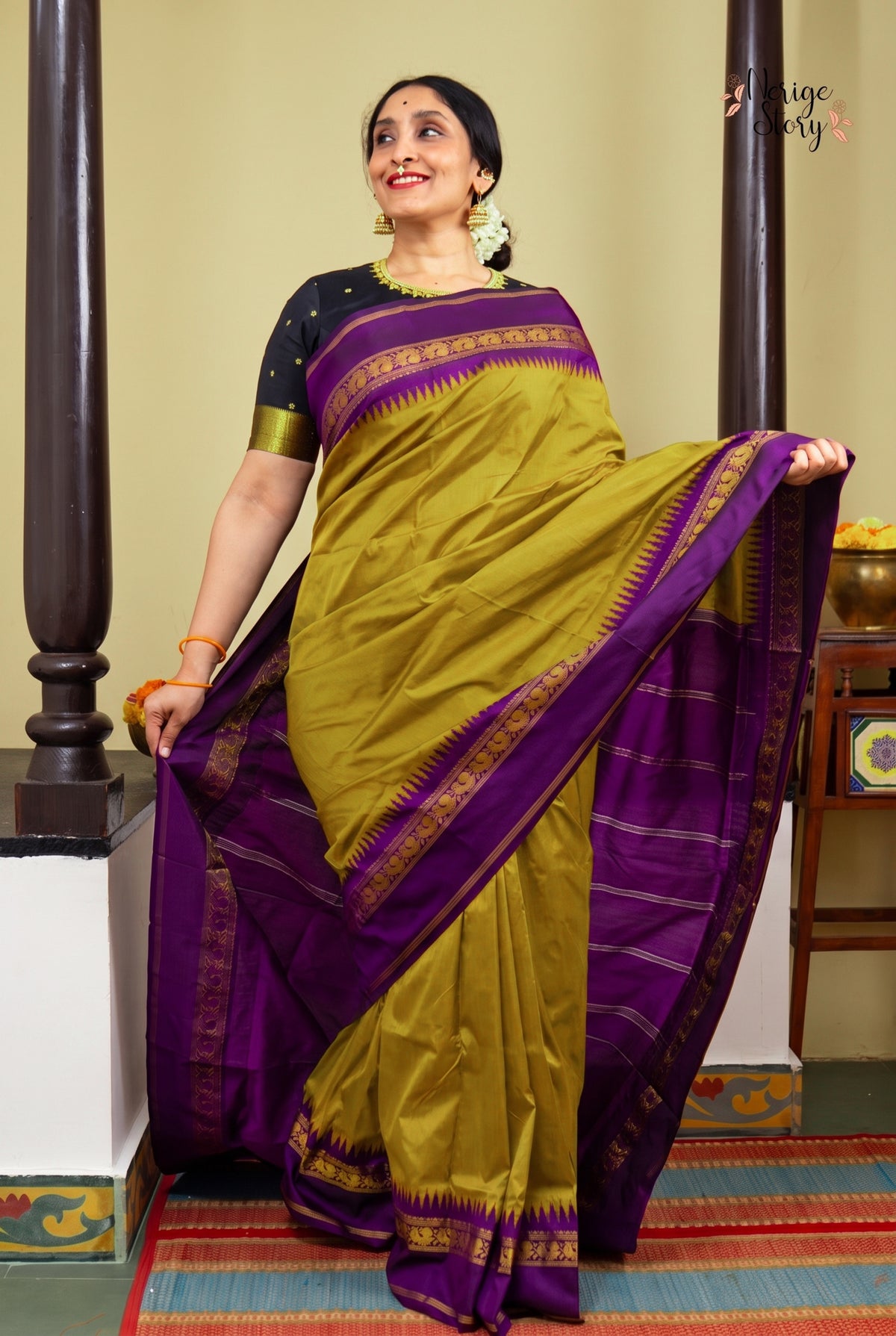 DEEPIKA (దీపిక)