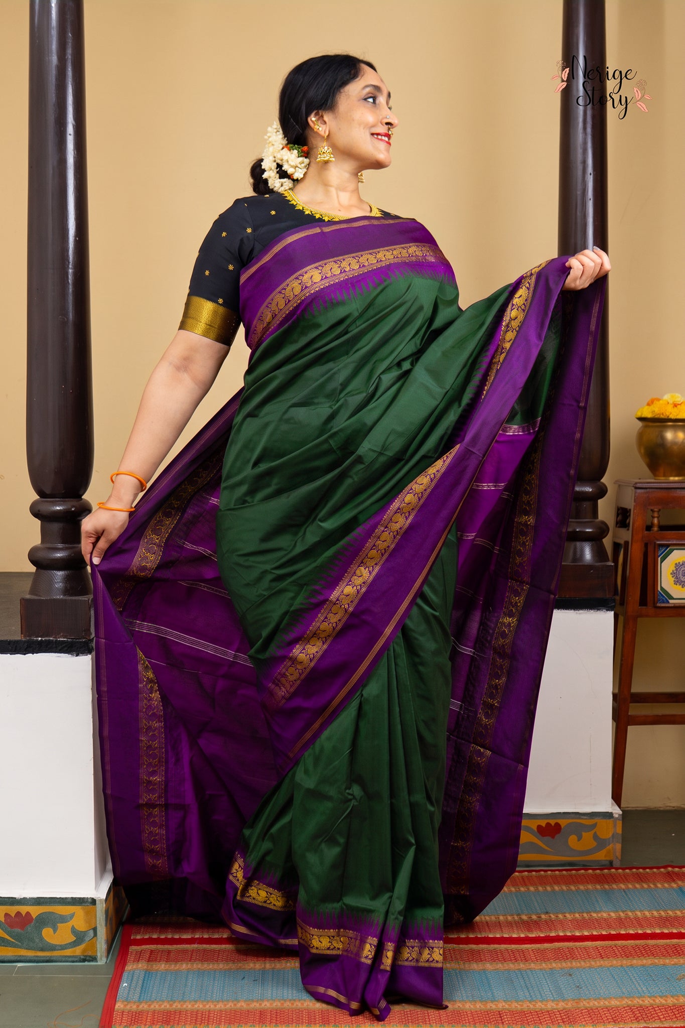 ANUSHA (అనూష)