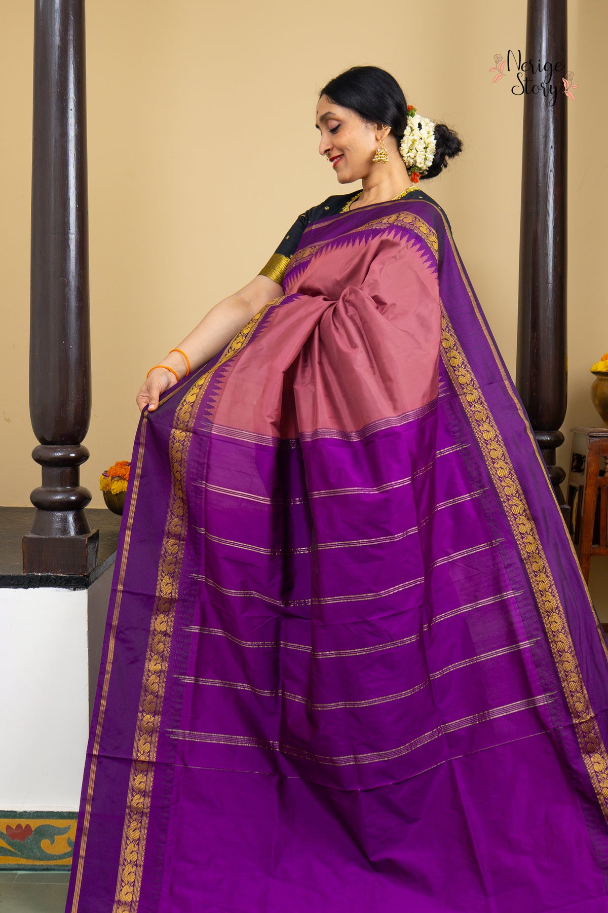 RAGHAVI (రాఘవి)