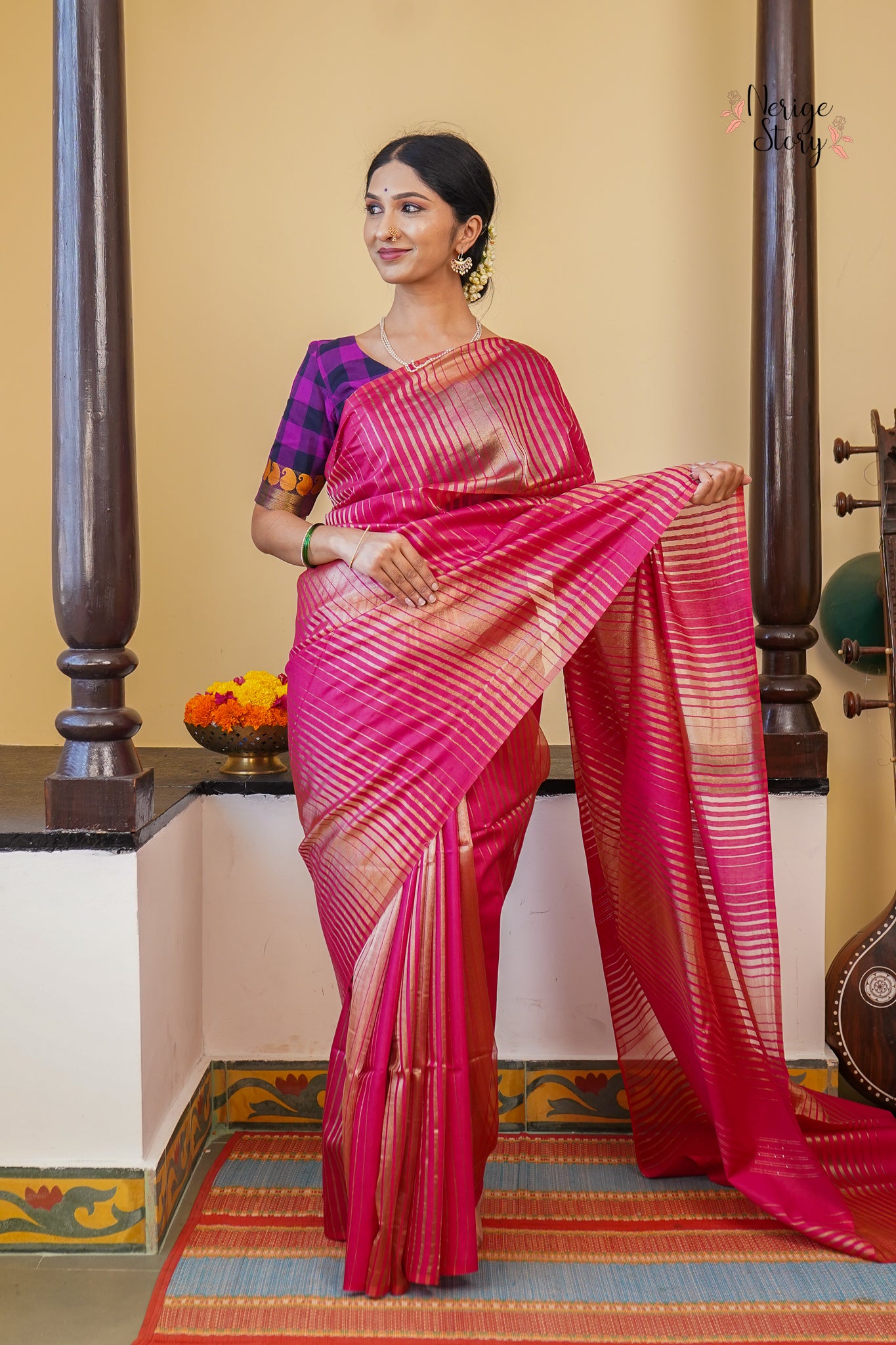 AASHNA (आशना)