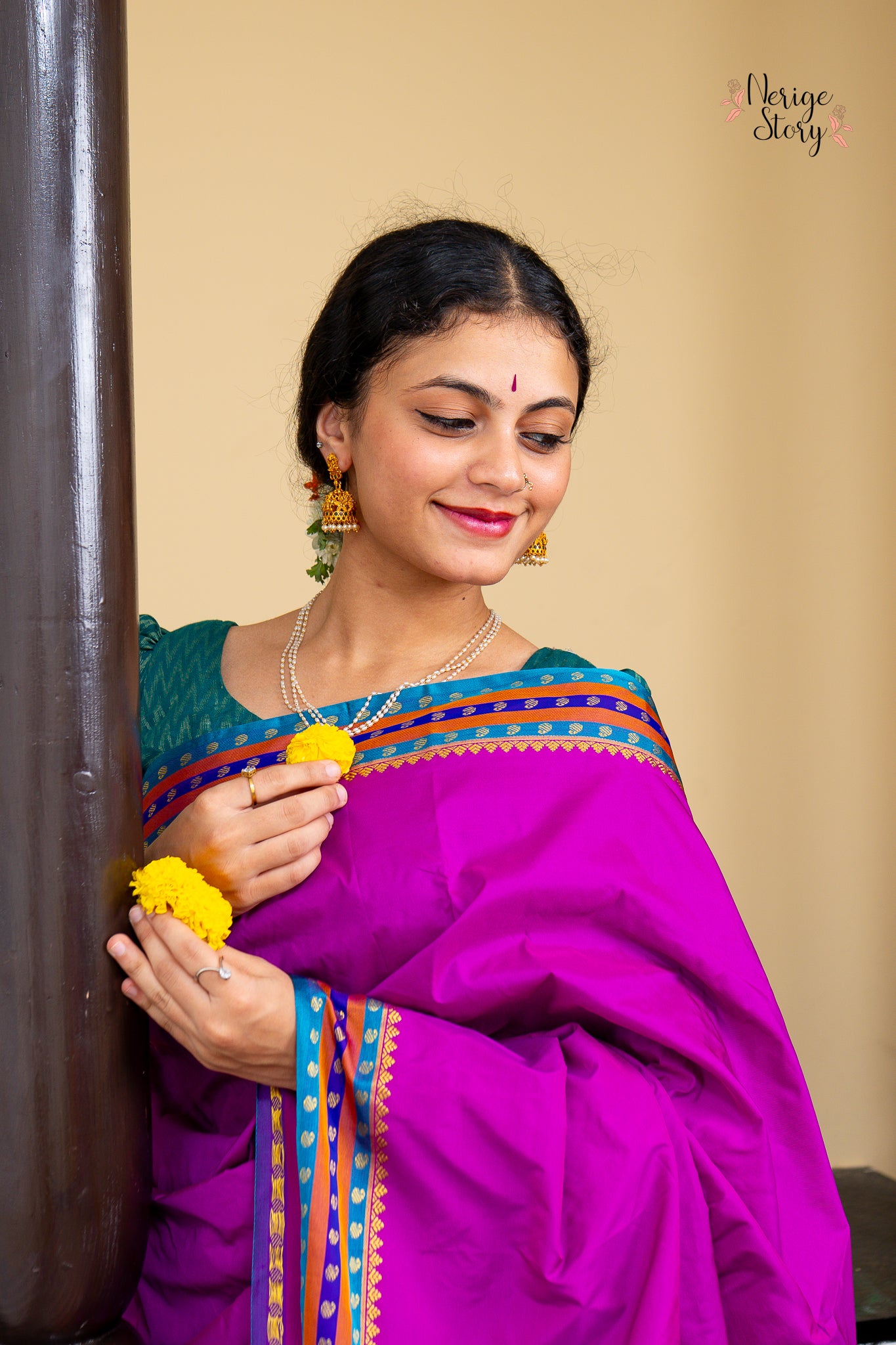 MANOHARI (ಮನೋಹರಿ)