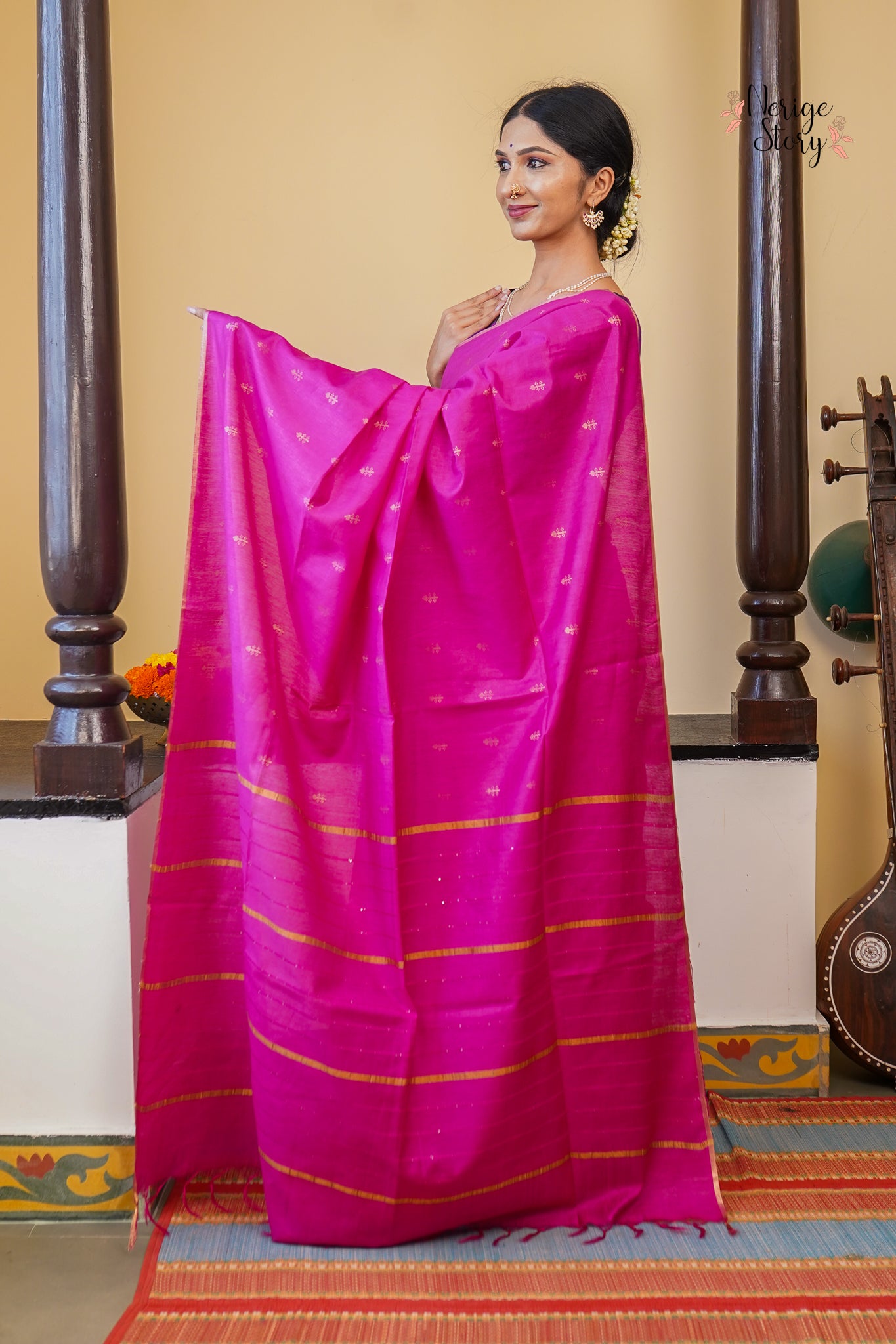 ARUNI (अरुणी)