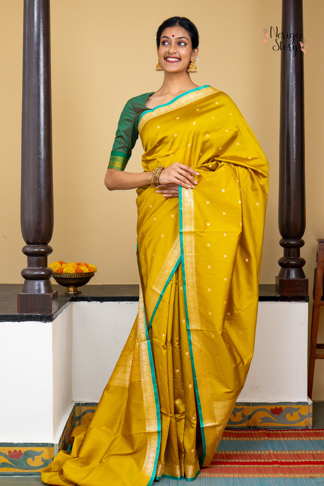 YAJNASENI (याज्ञसेनी)