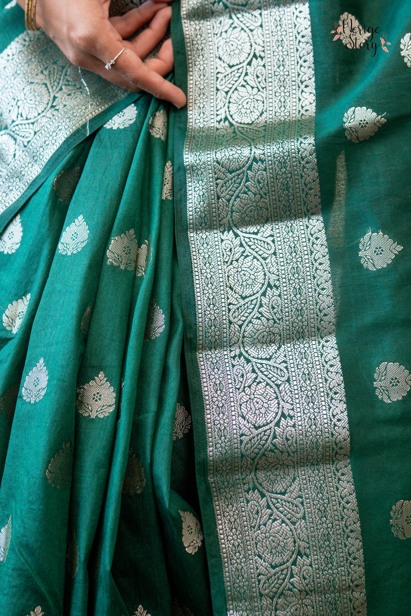 RUSHIKA (रुषिका)