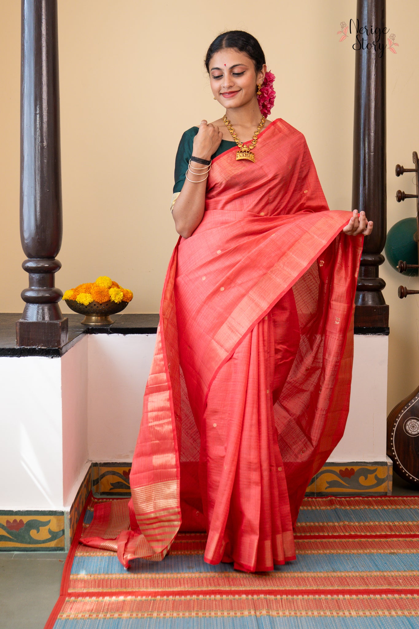 OMANIKA (ओमानिका)