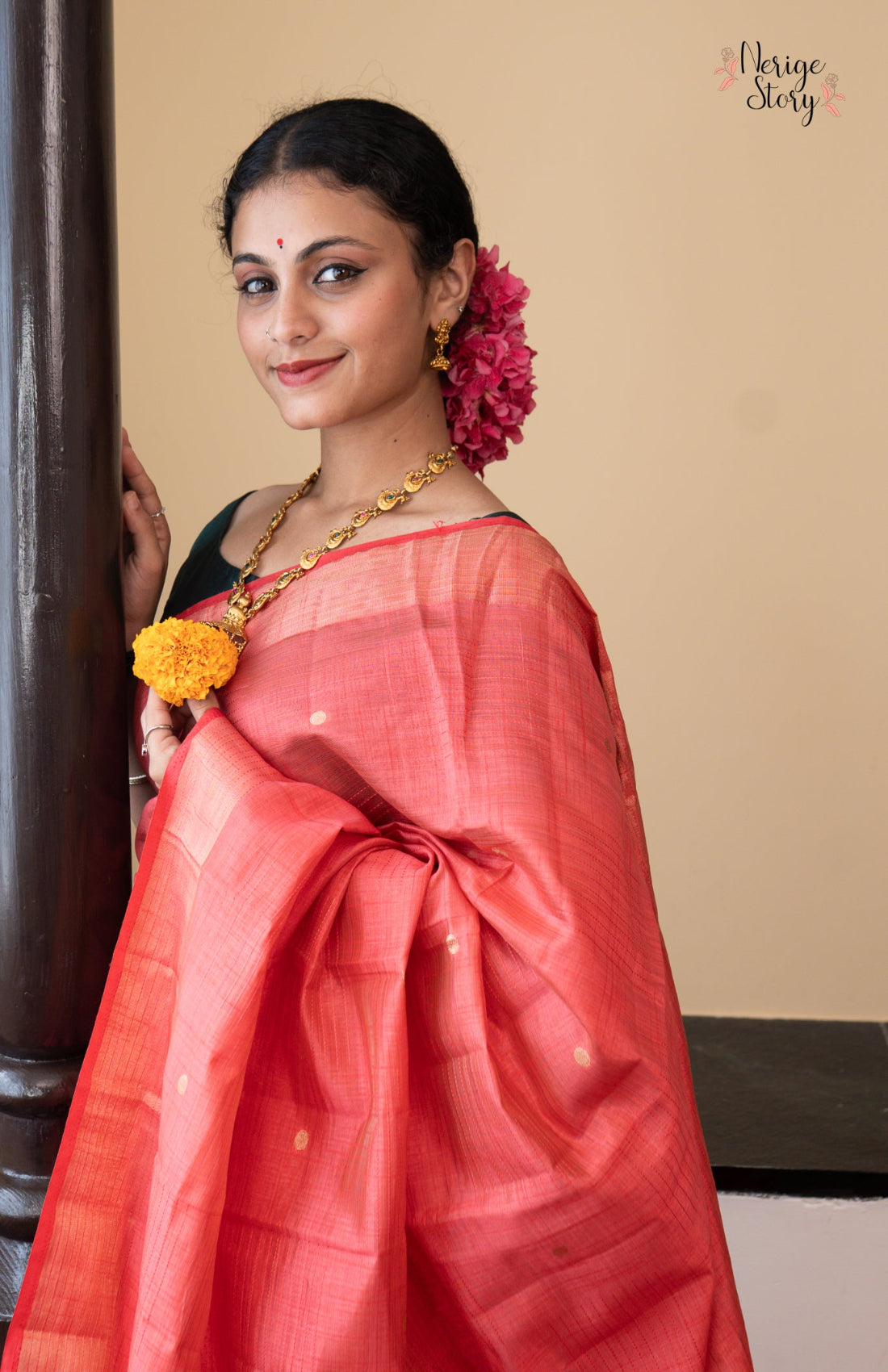 OMANIKA (ओमानिका)