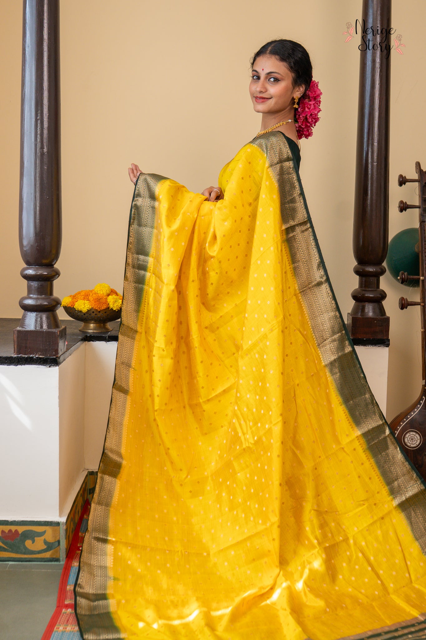 GUNJAN (गुंजन)