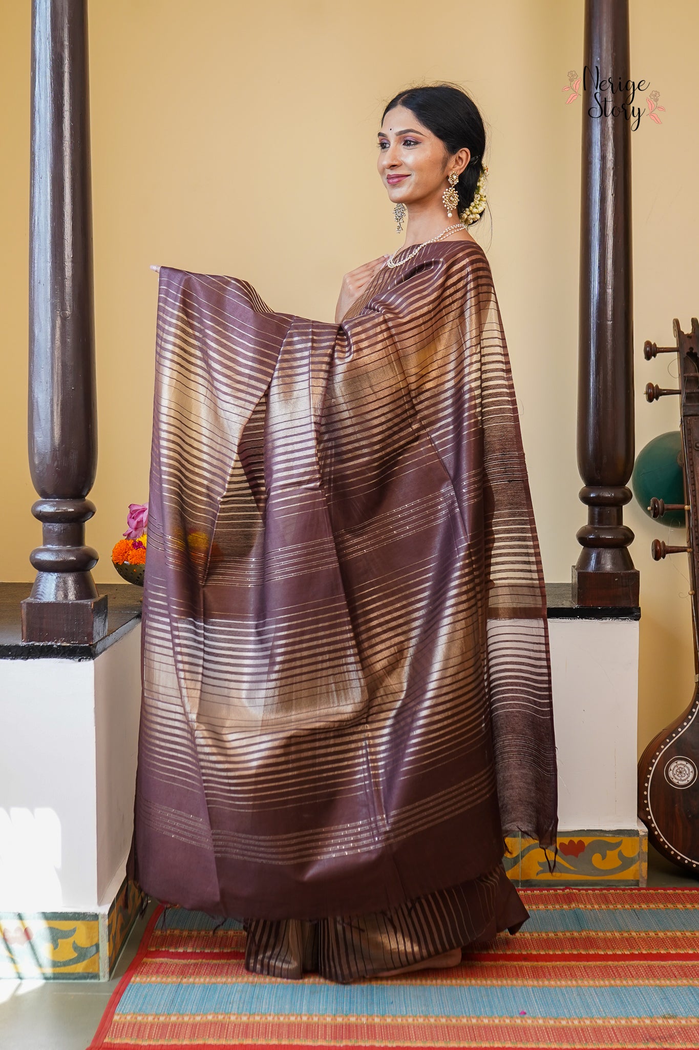 AMOLIKA (अमोलिका)