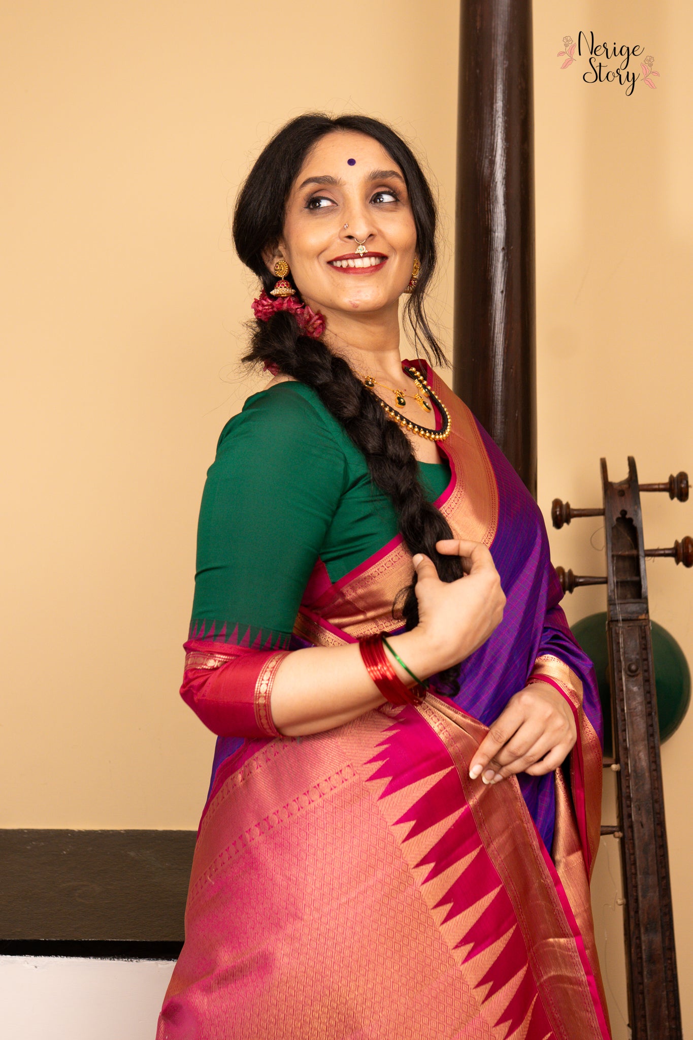 SHAMBHAVI (சாம்பவி)
