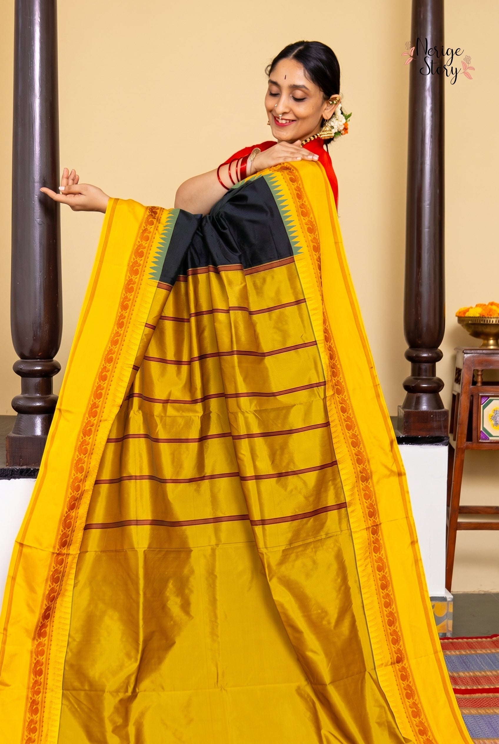 ABHAYAMBAL (அபயாம்பாள்)