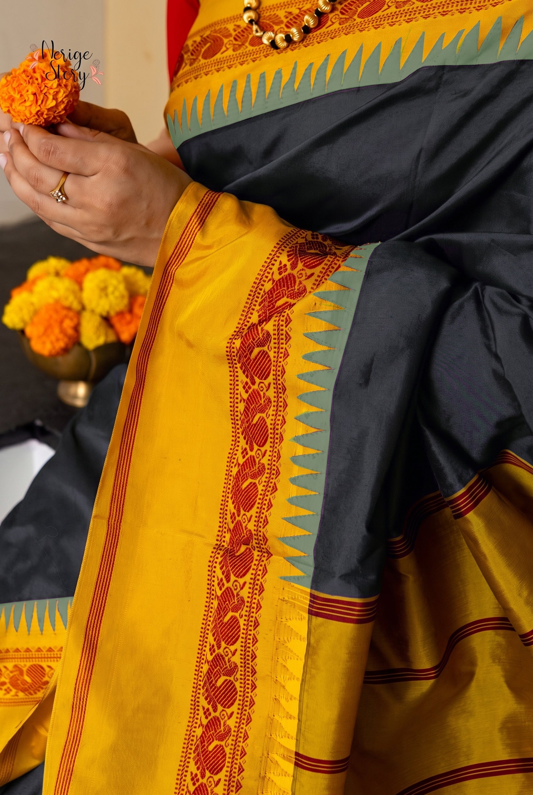 ABHAYAMBAL (அபயாம்பாள்)