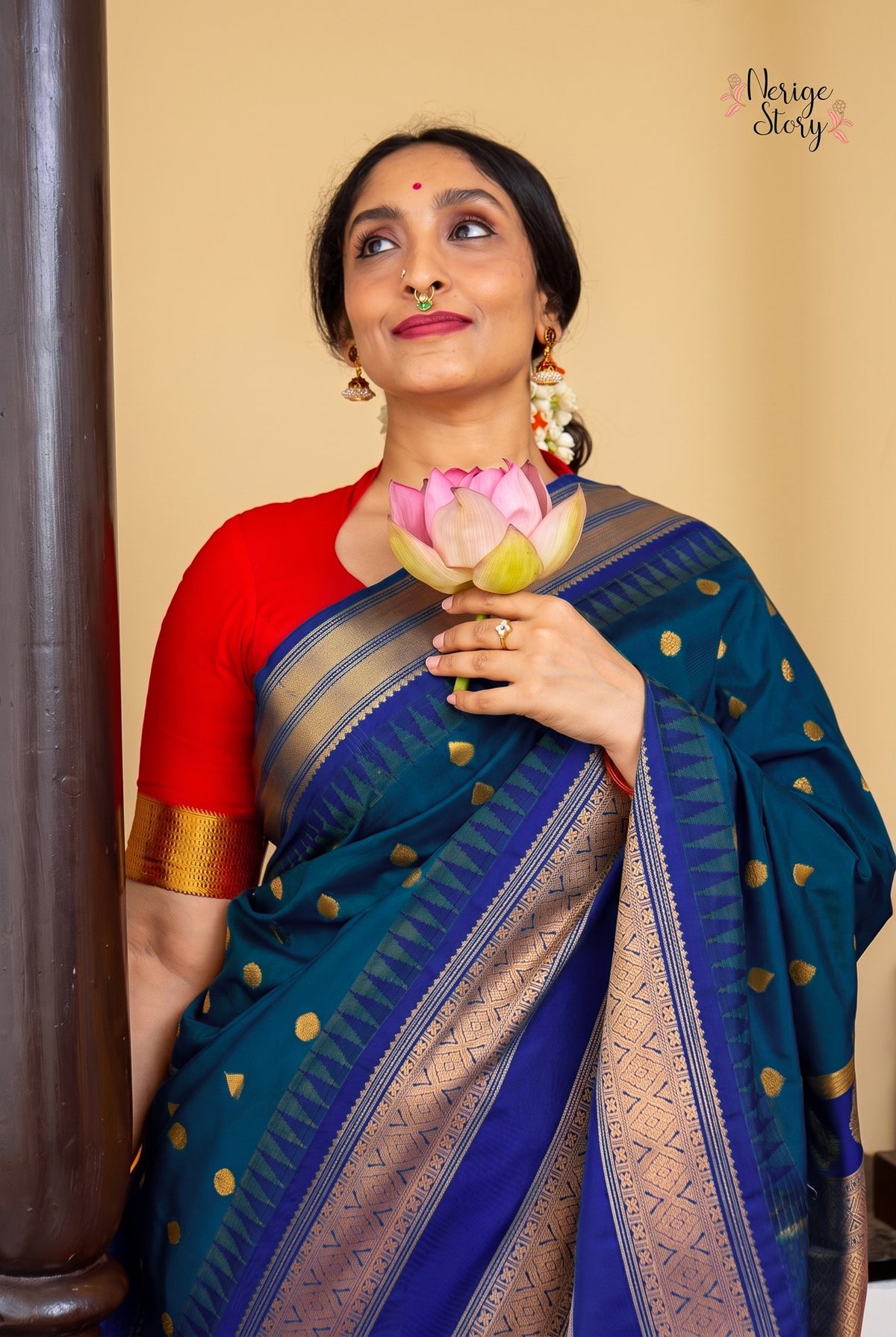 ANANYASHREE (অনন্যাশ্রী)