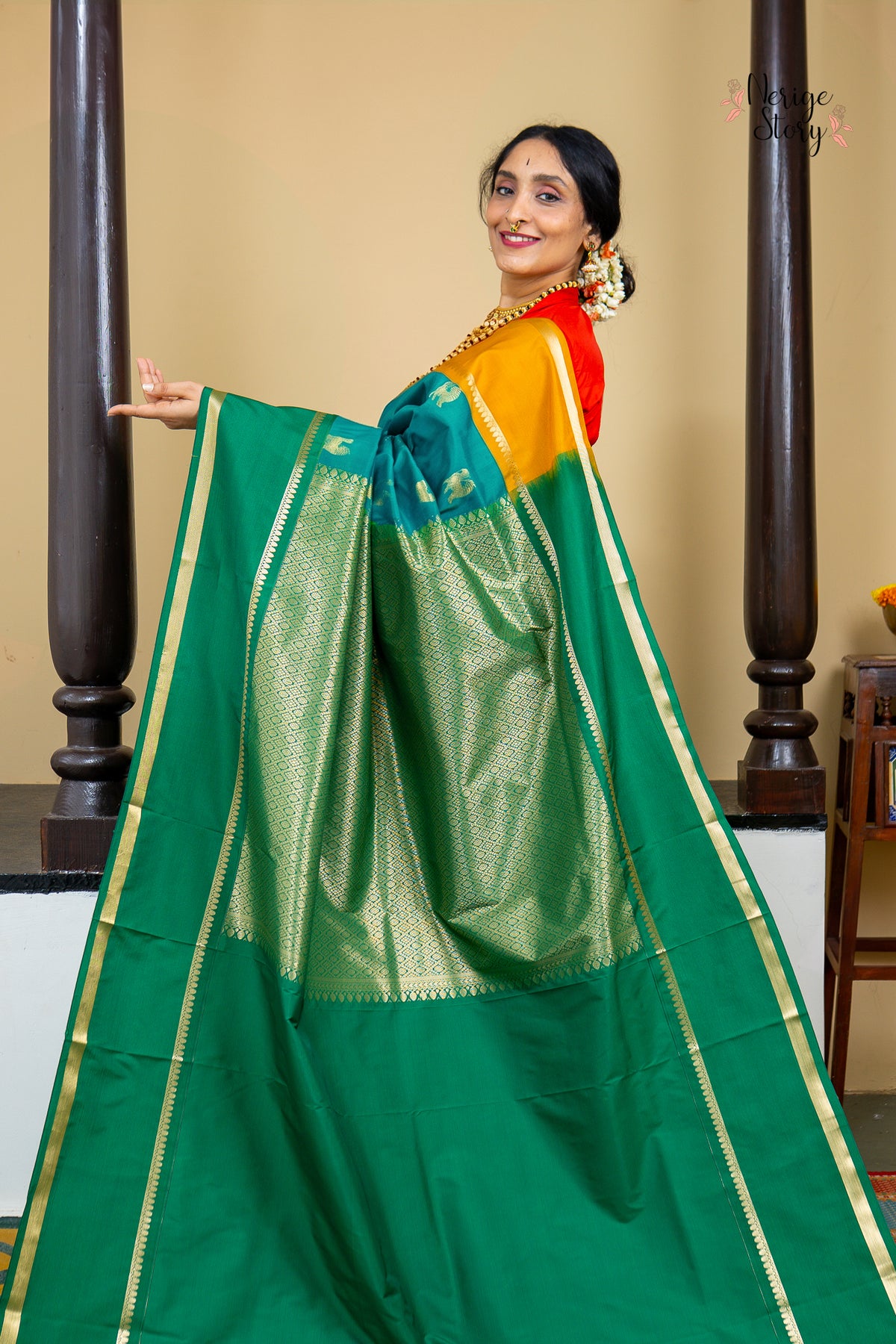 SHRINIKA (ಶ್ರಿನಿಕಾ)