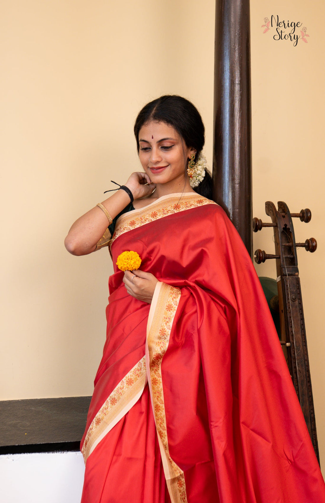 PRAVINAJA (प्रवीणजा)
