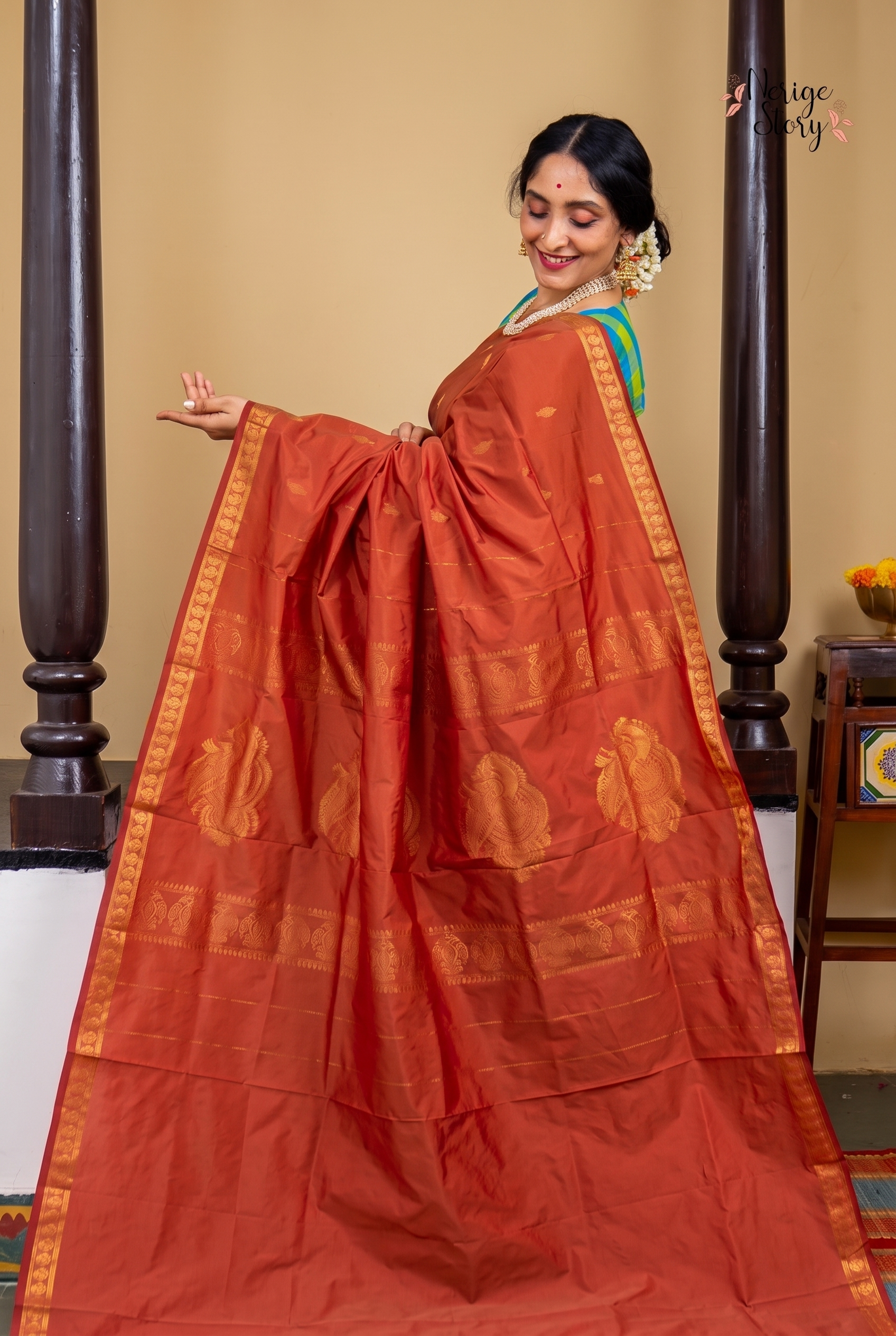 VILASINI (विलासिनी)