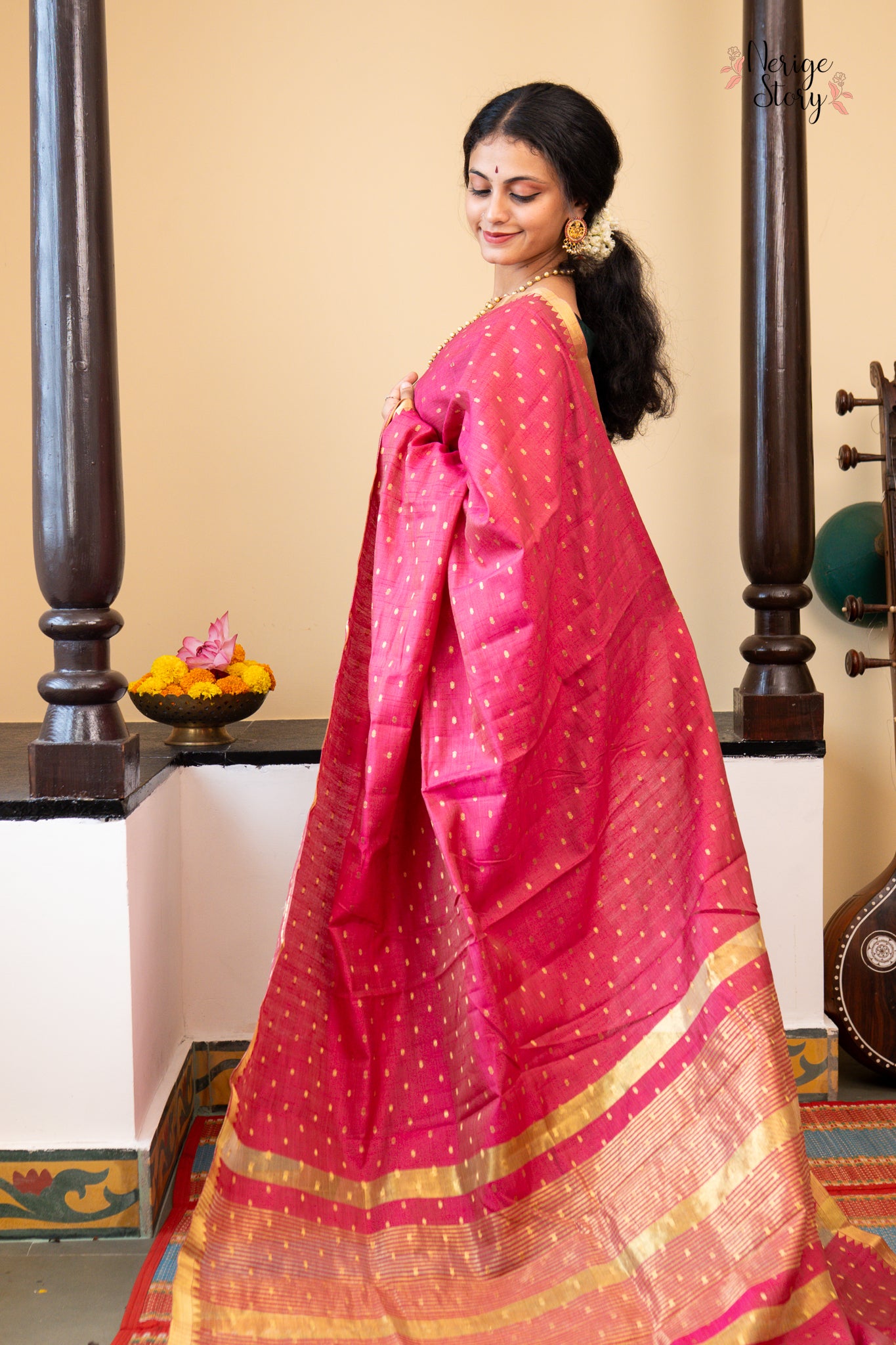 MEHIRA (मेहिरा)