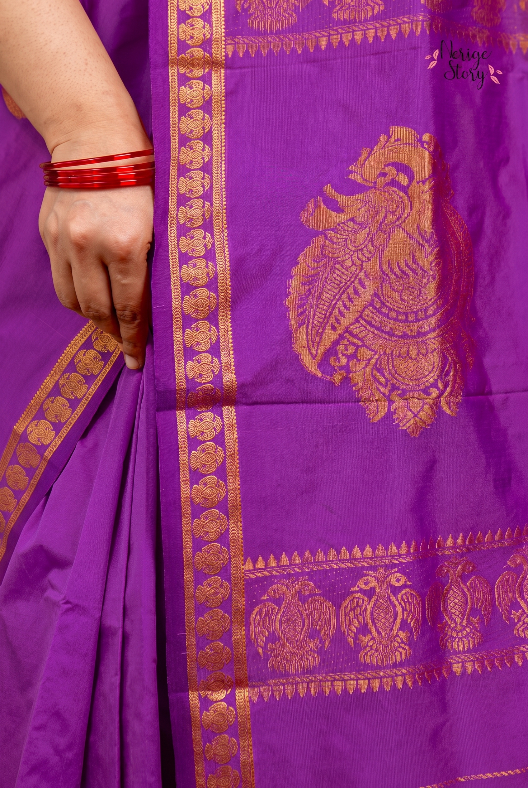 ABHARANA (ಆಭರಣ)