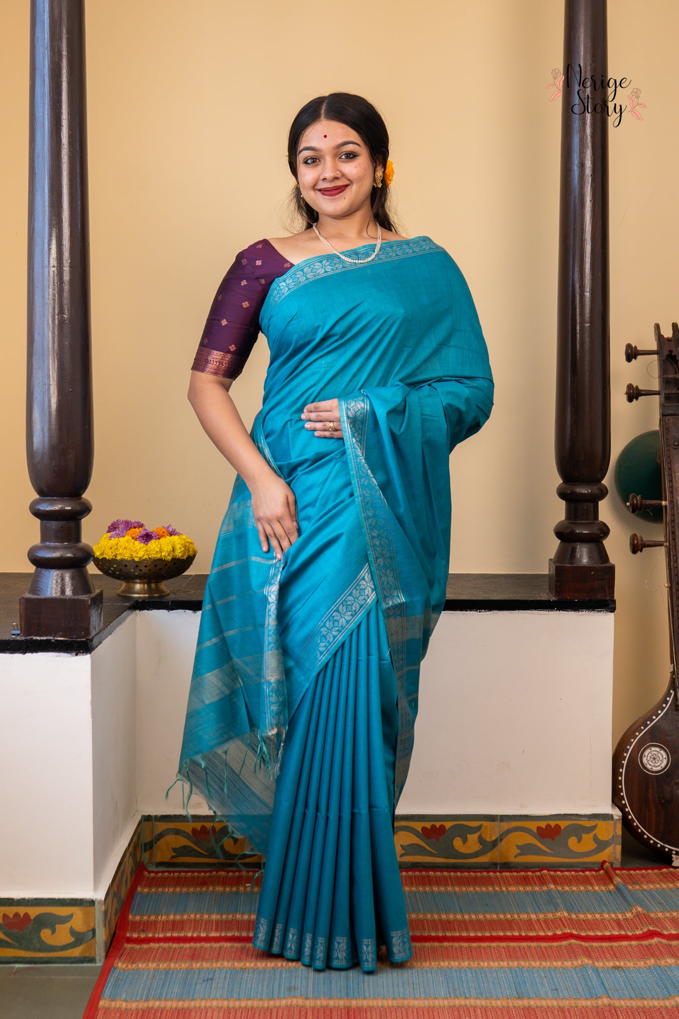 KANAKAMBI (कनकाम्बि)